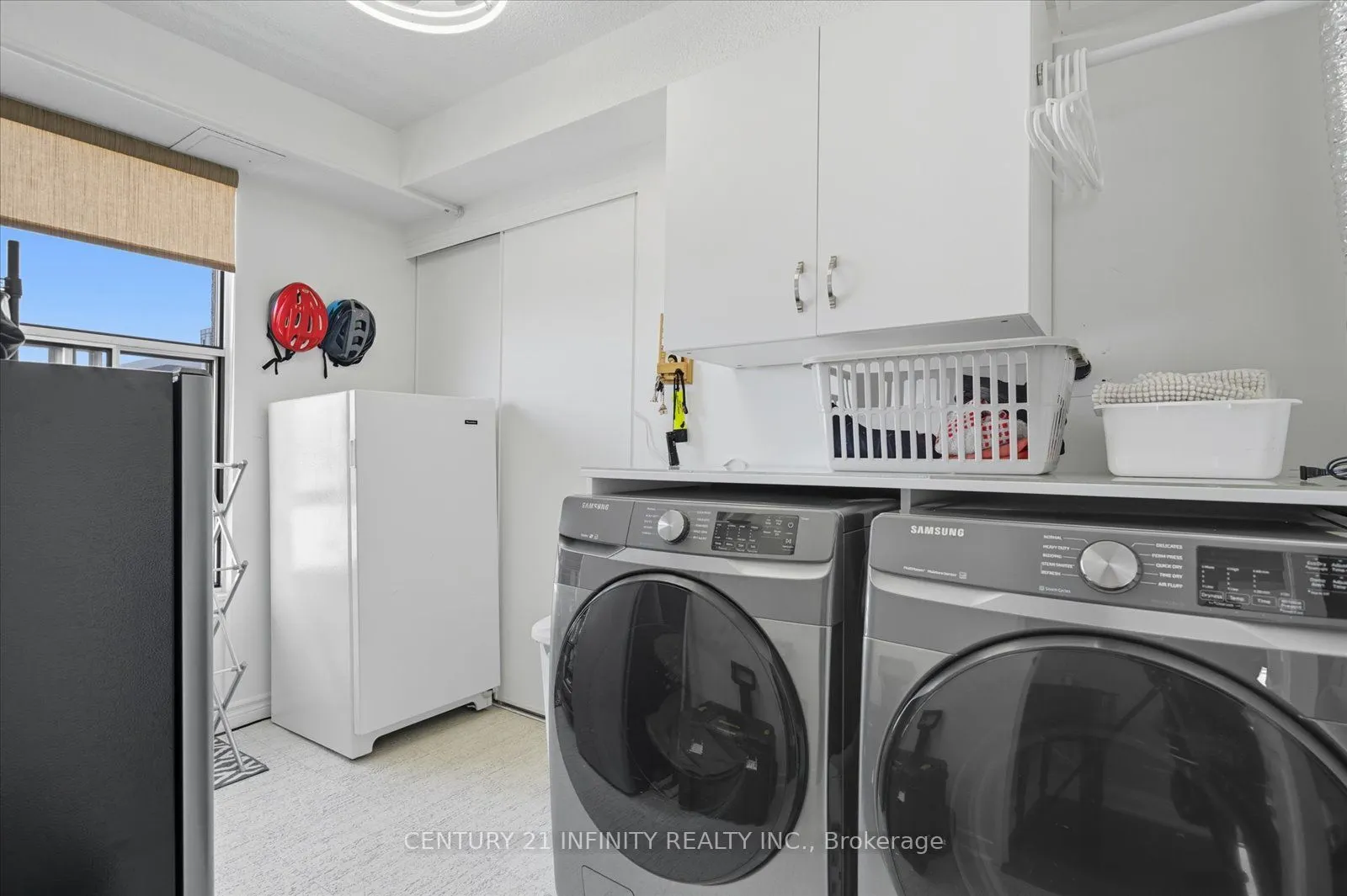 50 Richmond Street E, #635