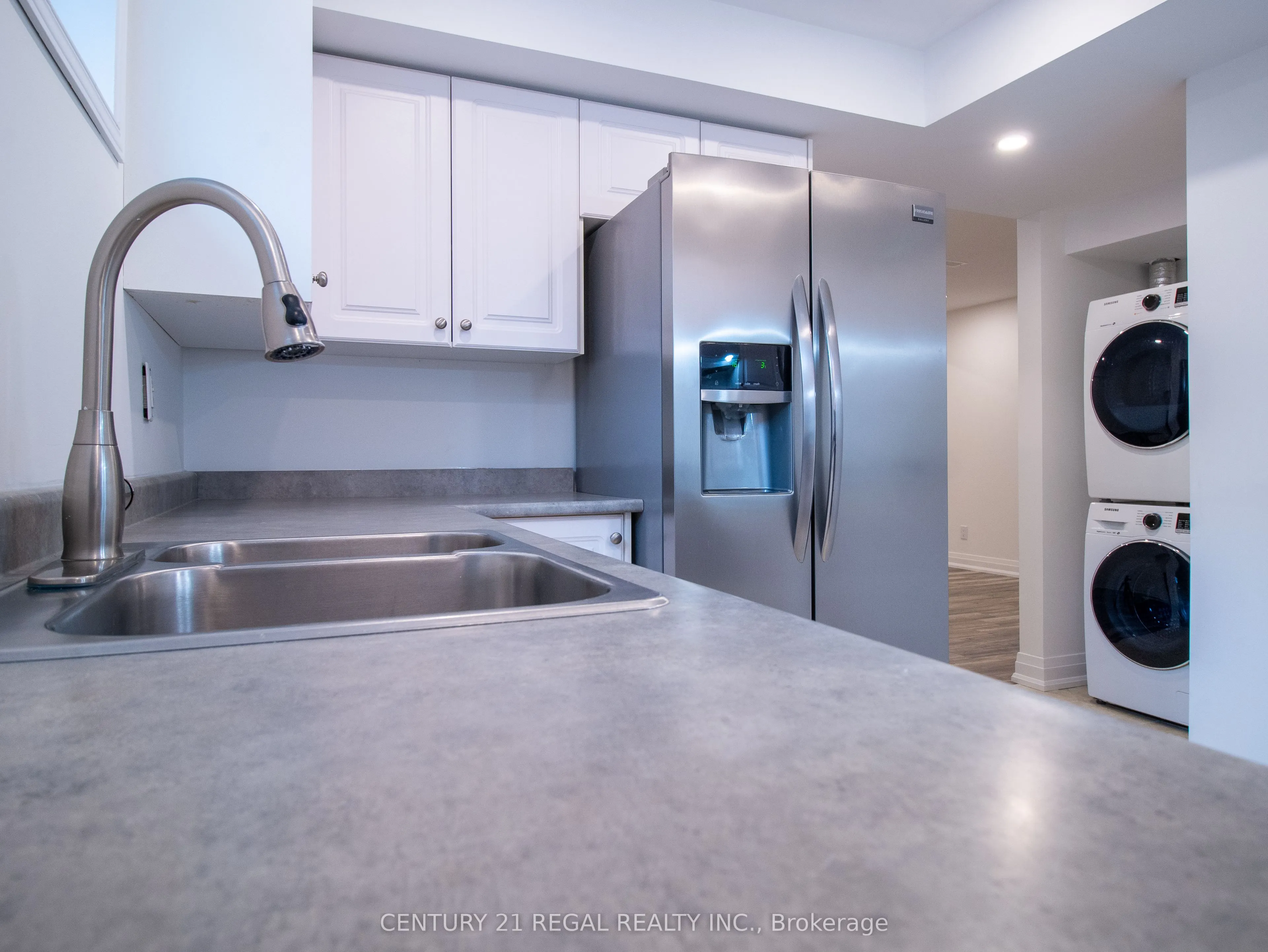 47 Limestone Crescent, #Lower