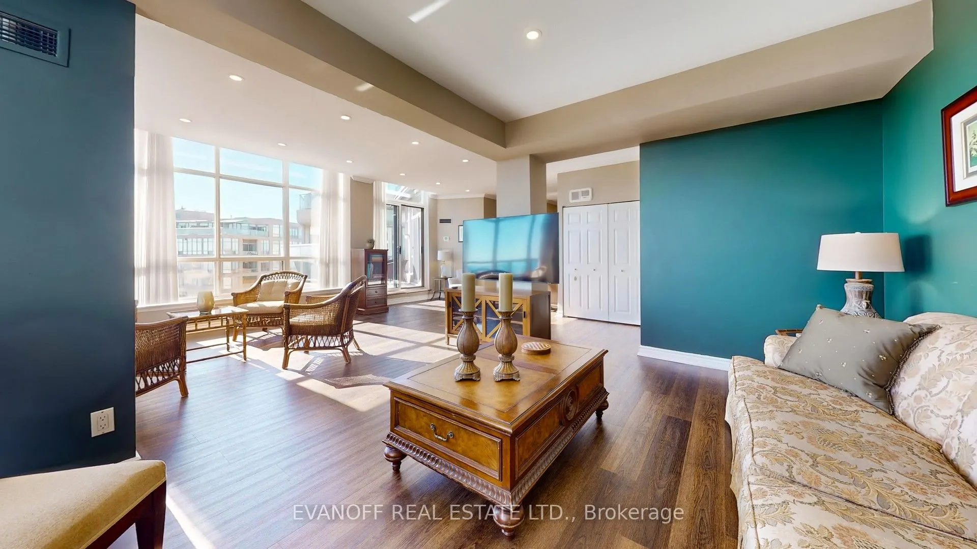 20 Guildwood Parkway, #PH 10