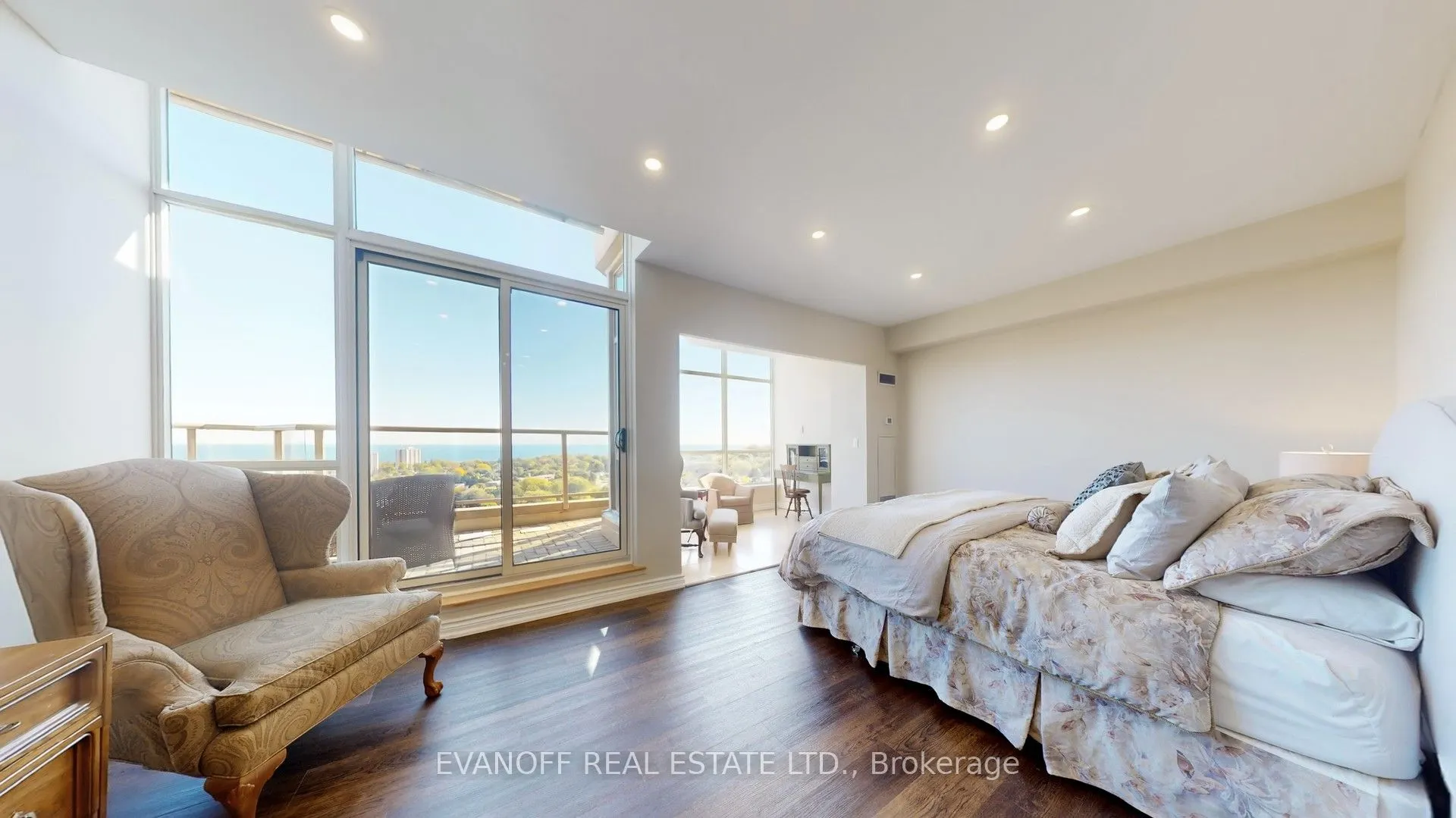 20 Guildwood Parkway, #PH 10
