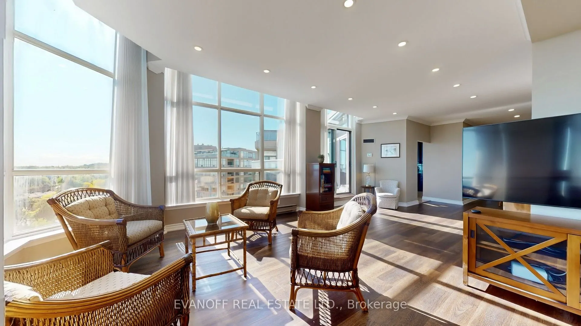 20 Guildwood Parkway, #PH 10