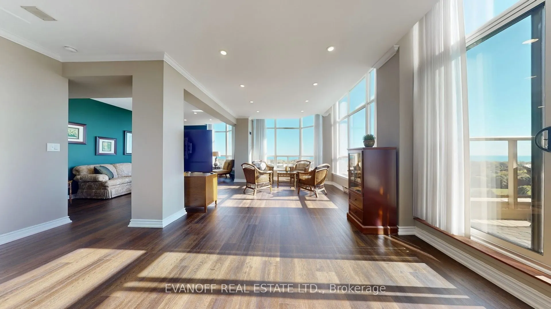 20 Guildwood Parkway, #PH 10