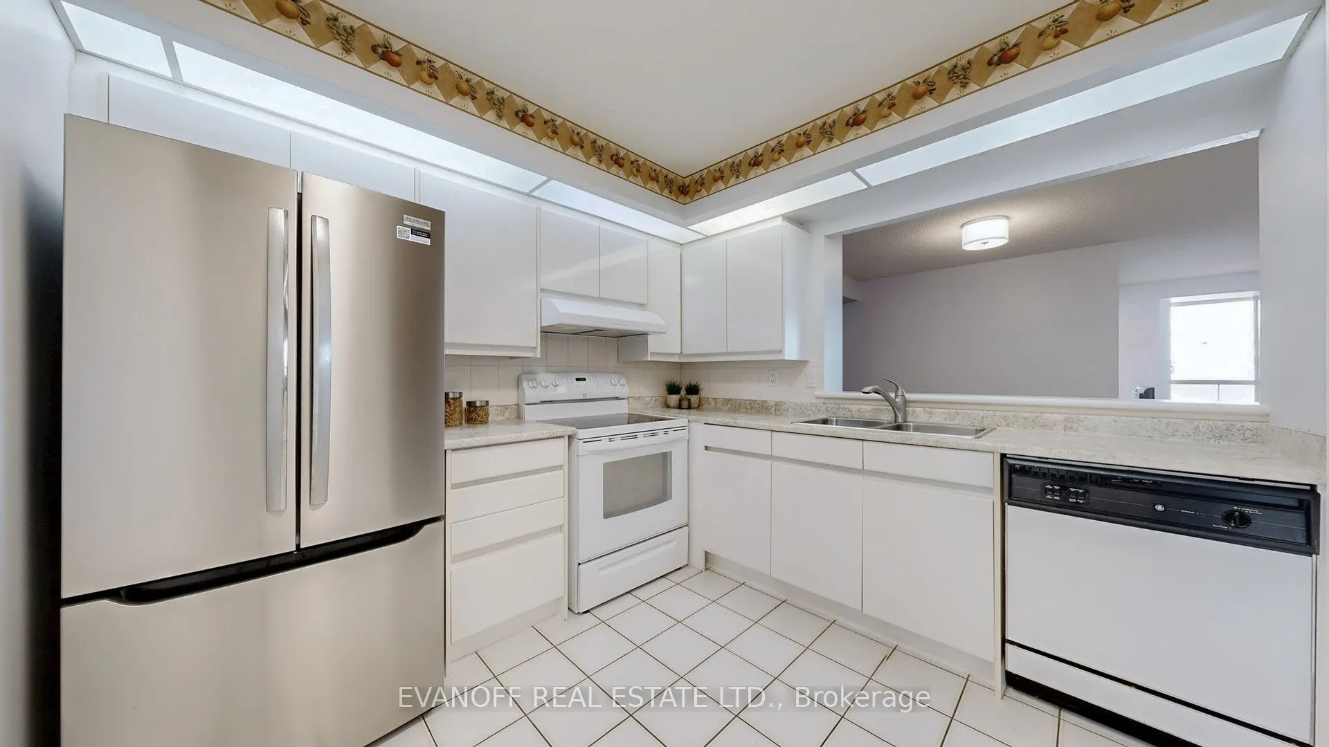 10 Guildwood Parkway, #423