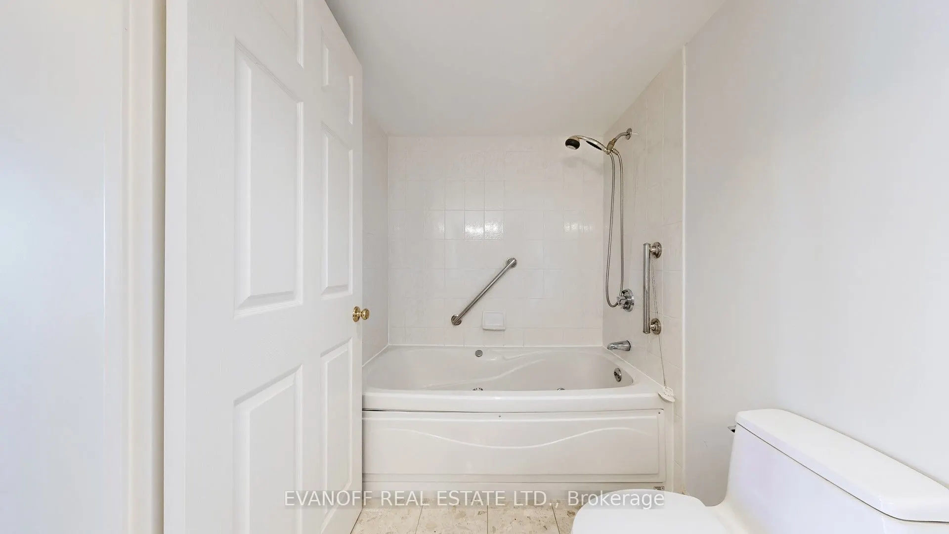 10 Guildwood Parkway, #423