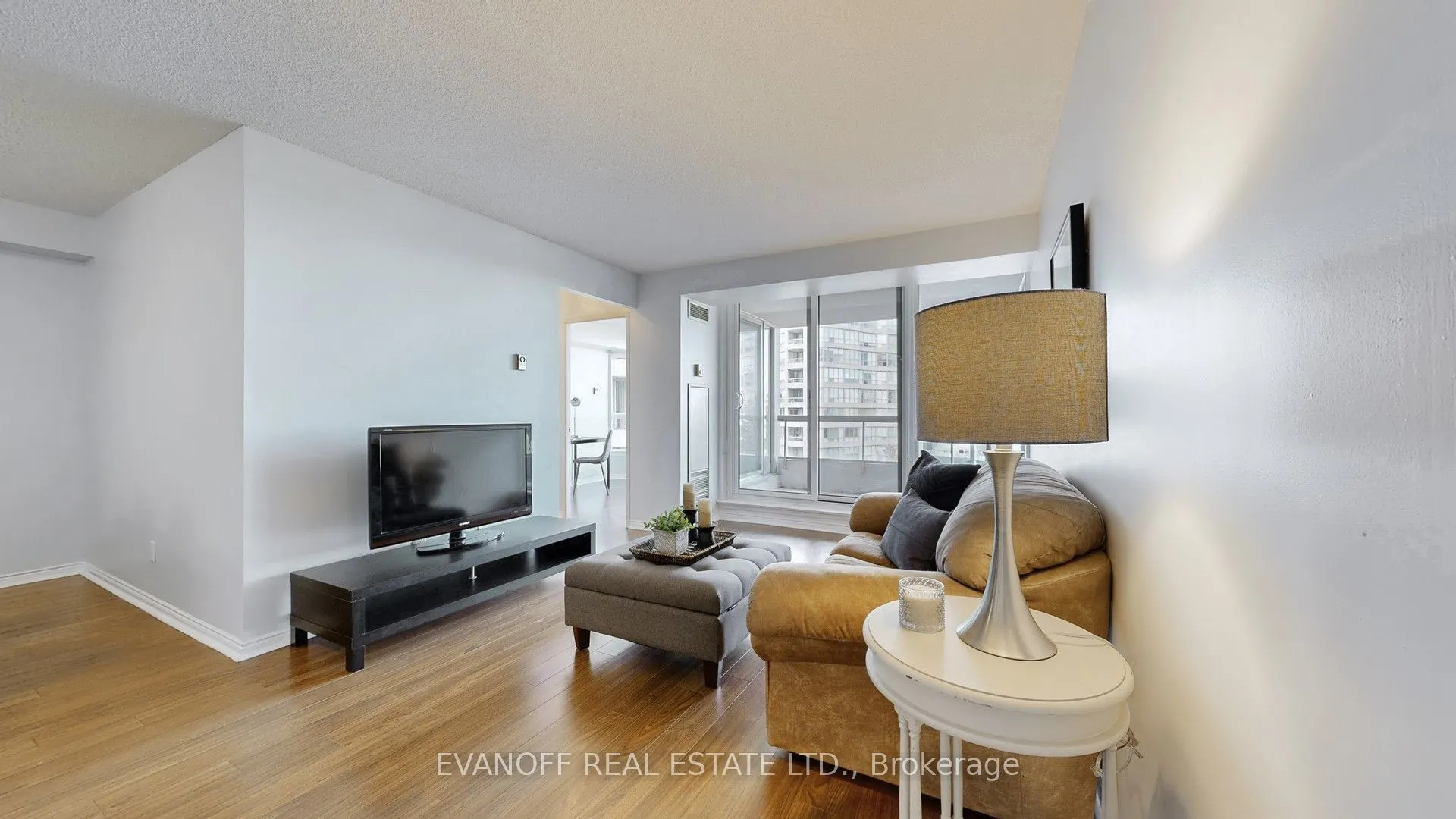 10 Guildwood Parkway, #423