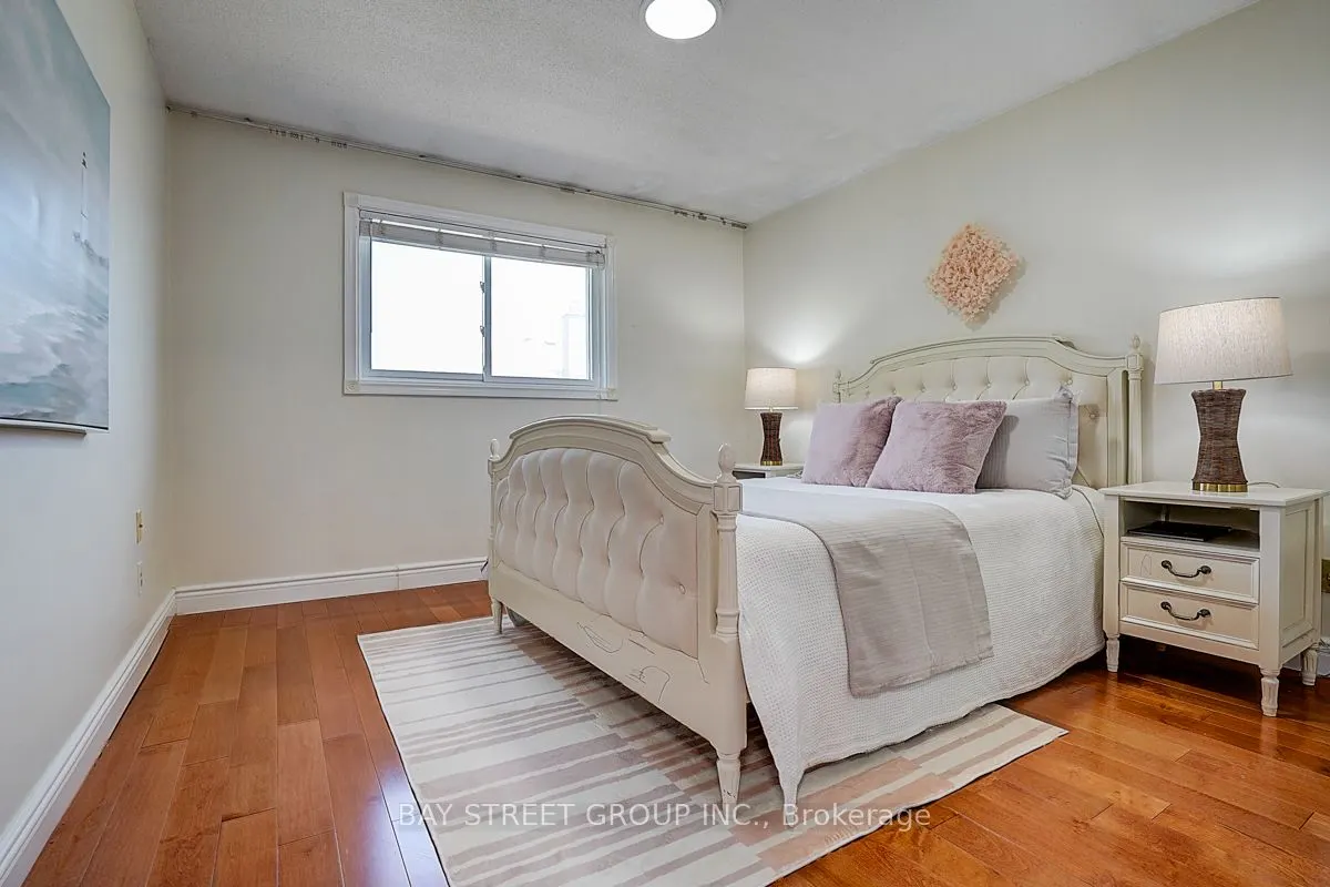 11 Sunbird Crescent
