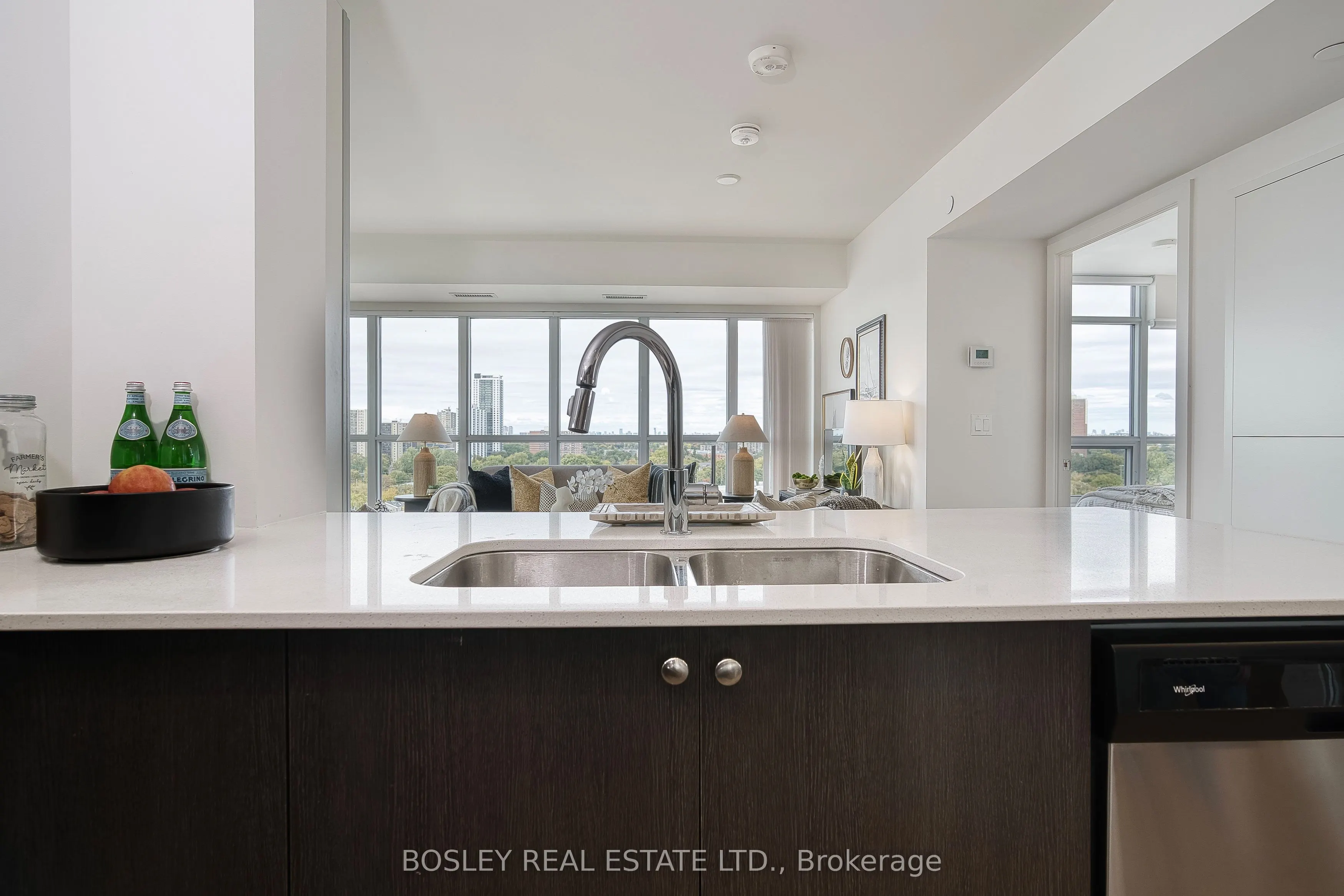 8 Trent Avenue, #1105