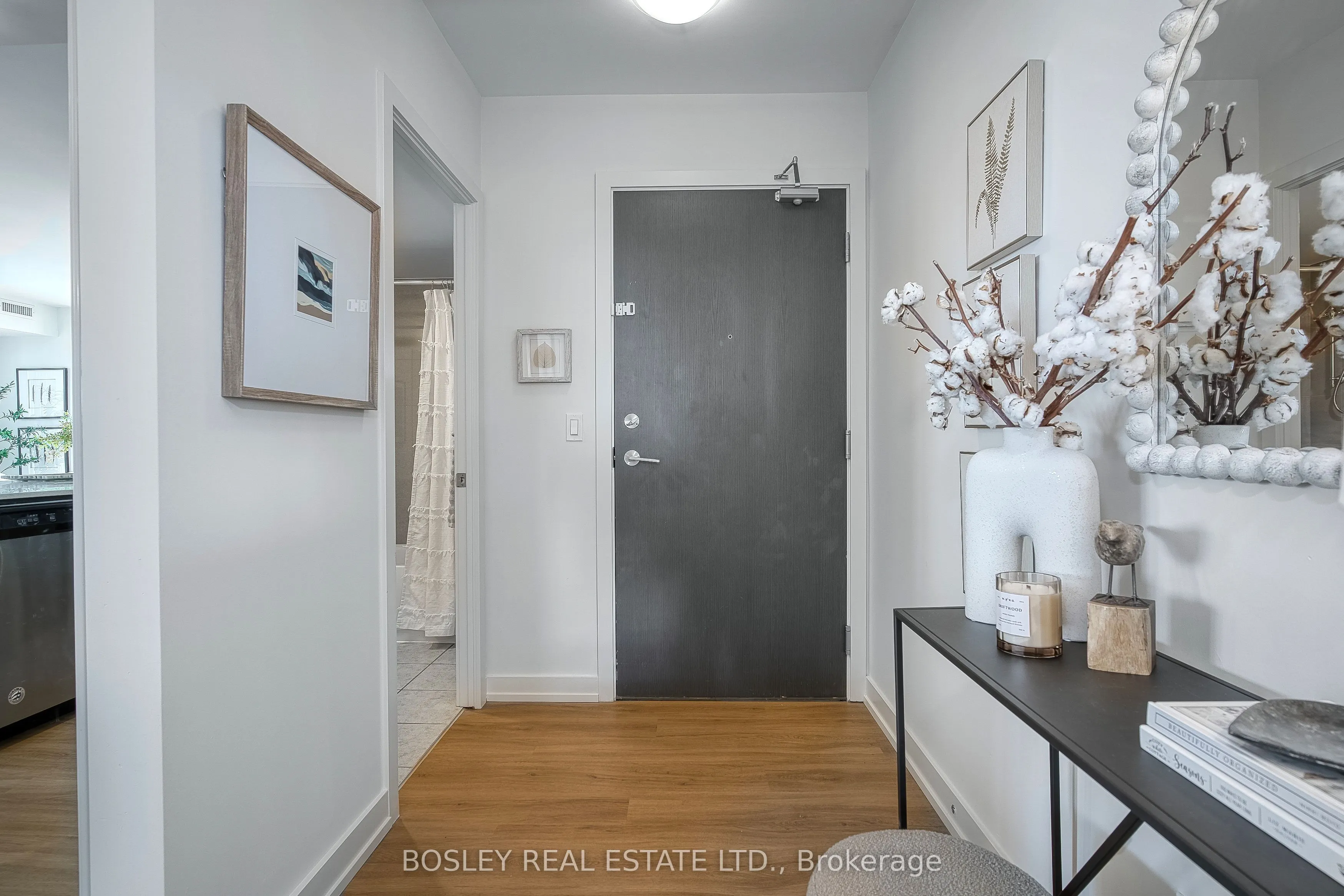 8 Trent Avenue, #1105