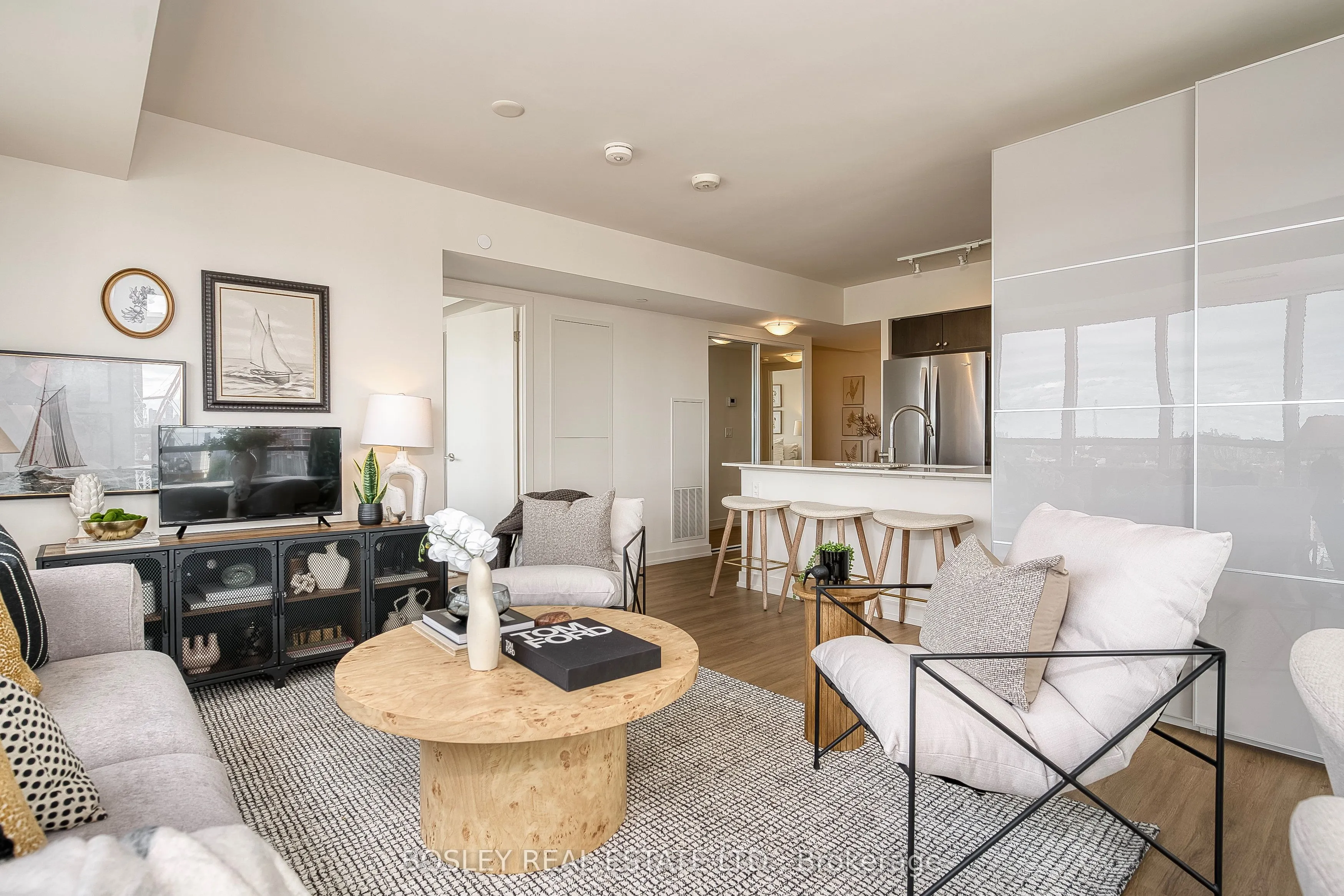 8 Trent Avenue, #1105