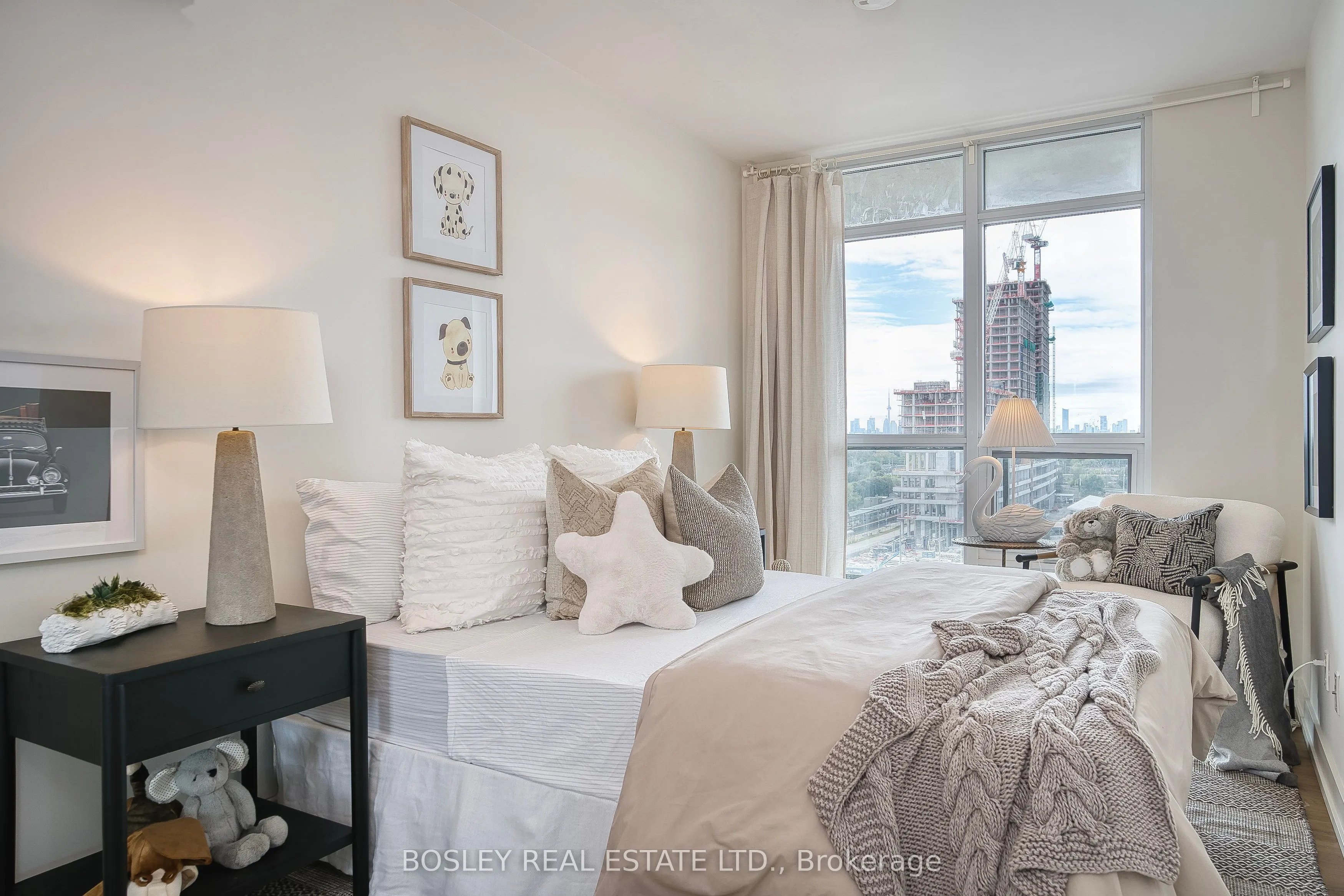 8 Trent Avenue, #1105