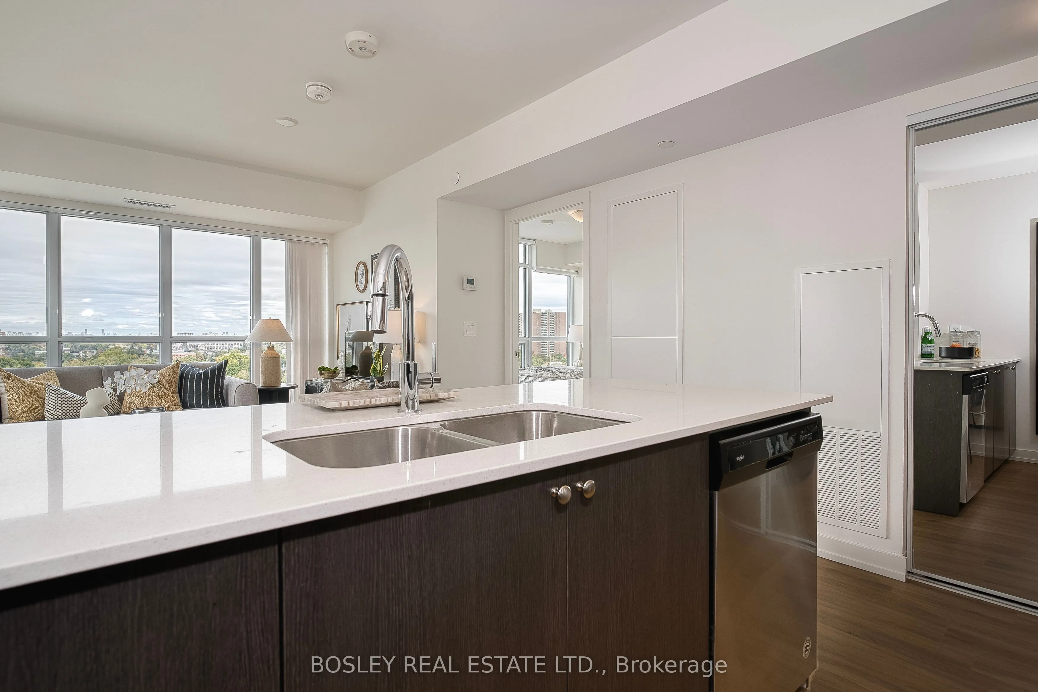 8 Trent Avenue, #1105