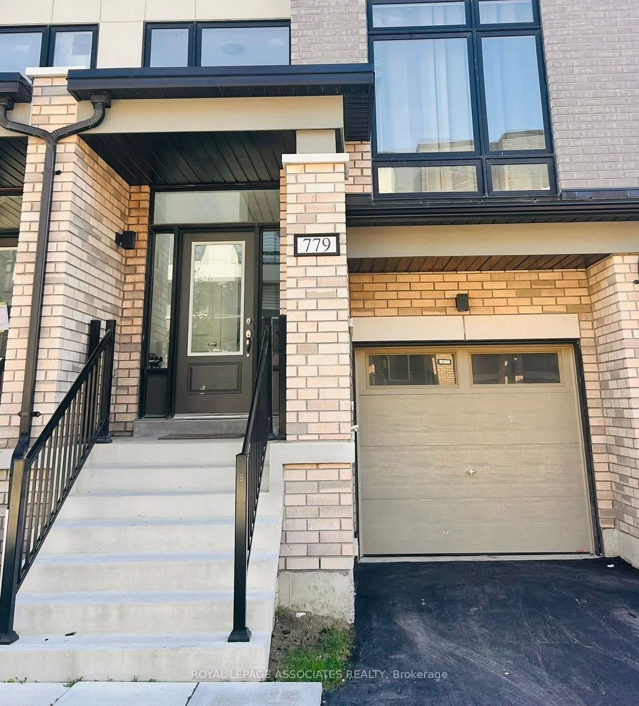 779 Heathrow Path, #779