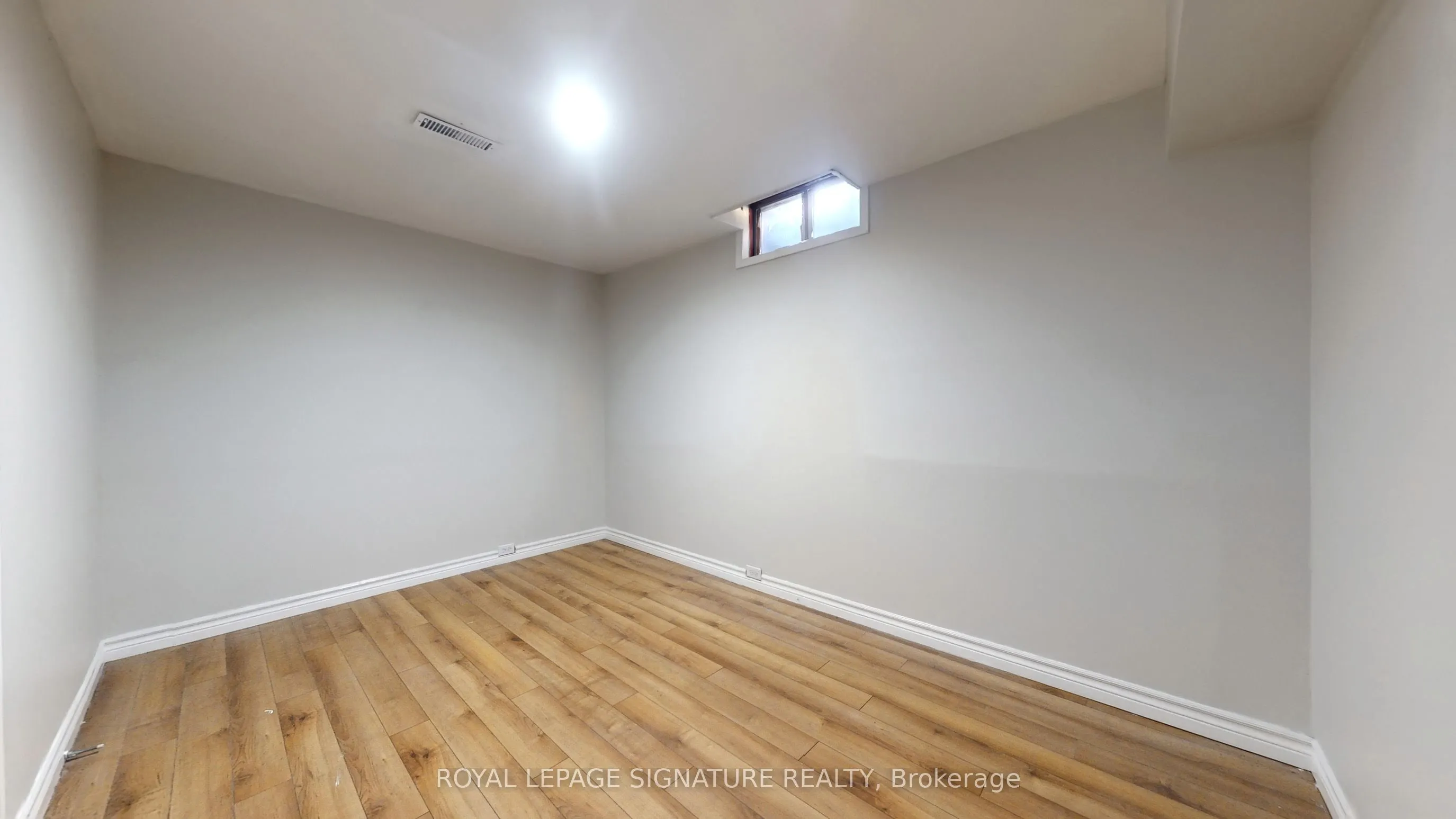 28 Longfellow Court