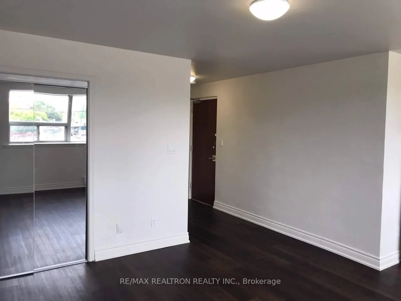 1985 Lawrence Avenue E, #1