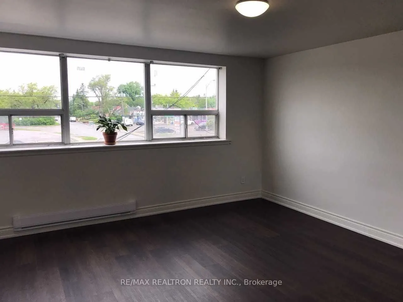 1985 Lawrence Avenue E, #1