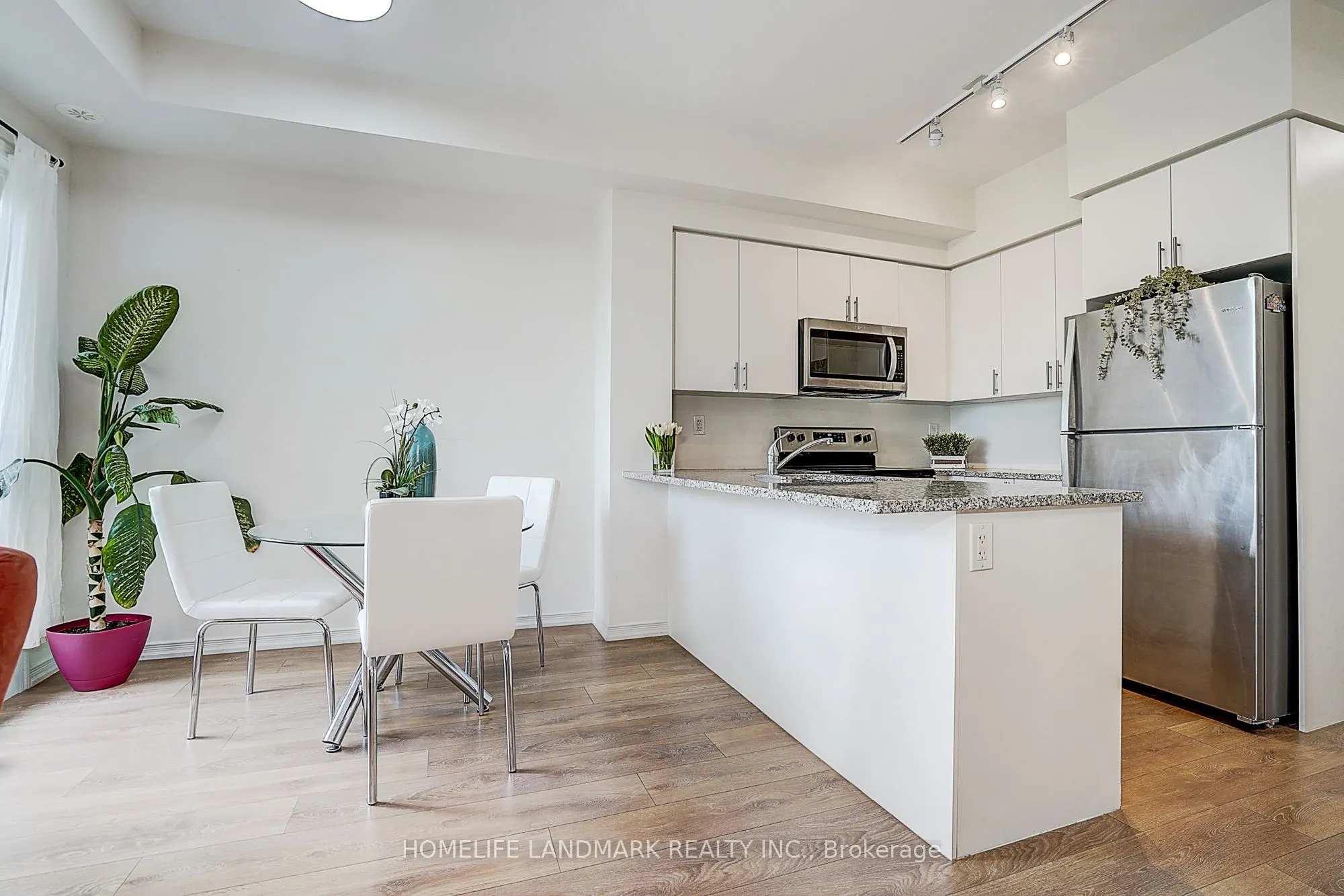 515 Kingbird Grove, #364