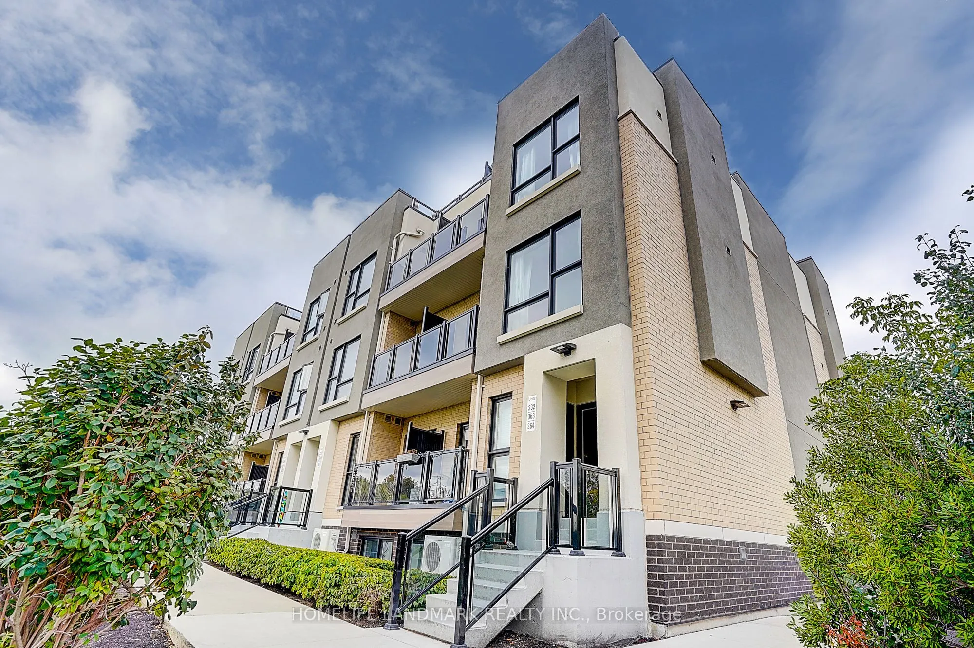515 Kingbird Grove, #364