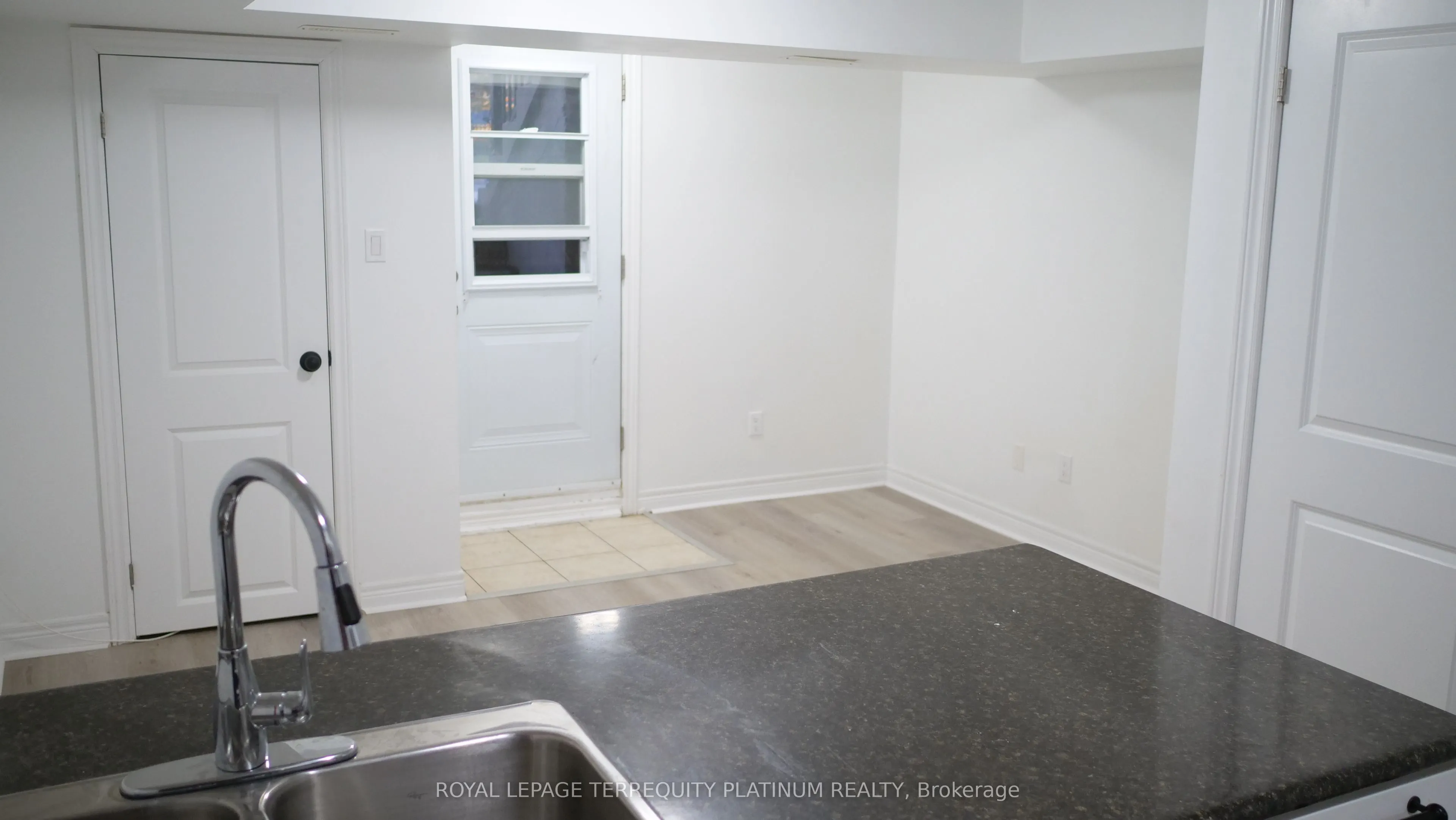 2823 St Clair Avenue E, #Lower