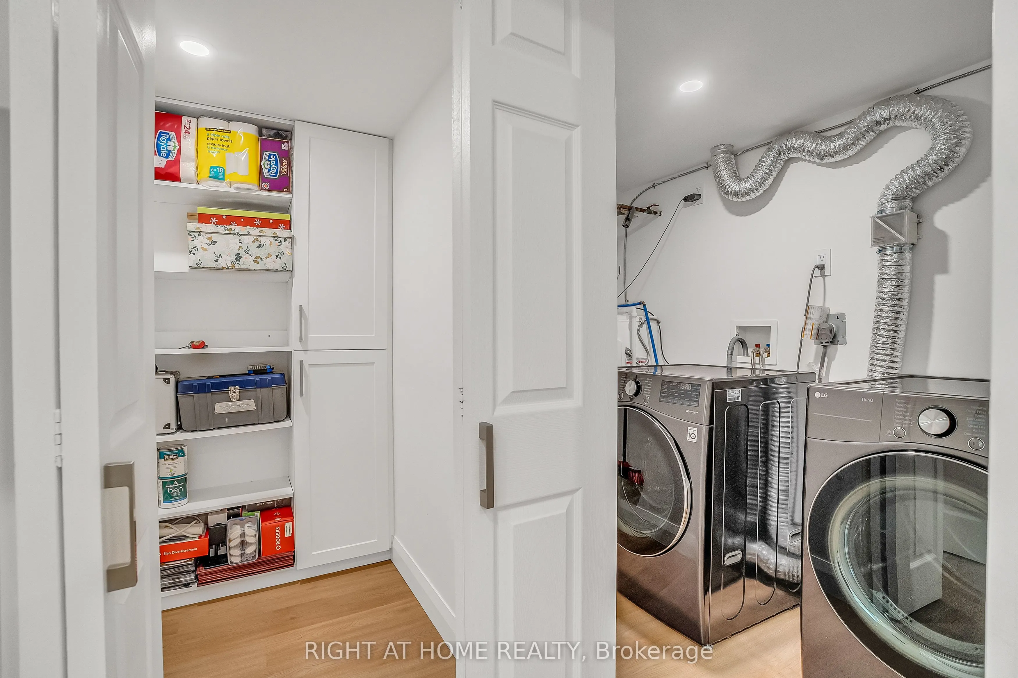 70 Petra Way, #2