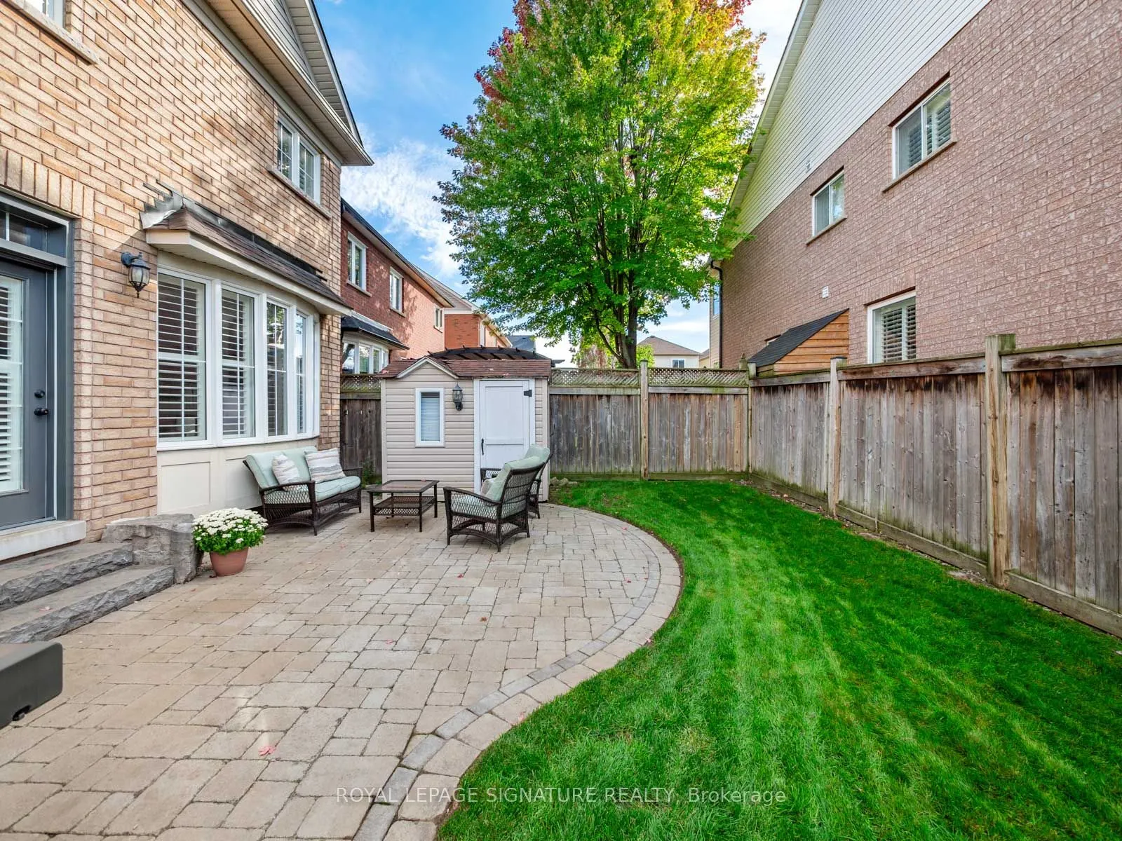 2 Denbury Court
