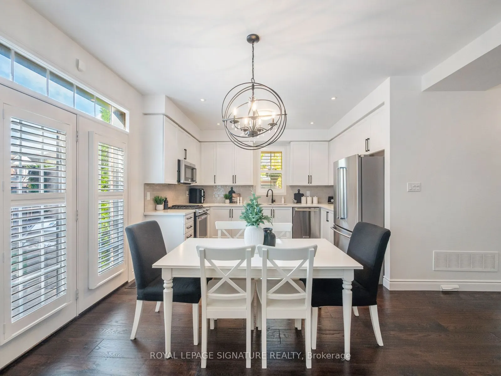 2 Denbury Court