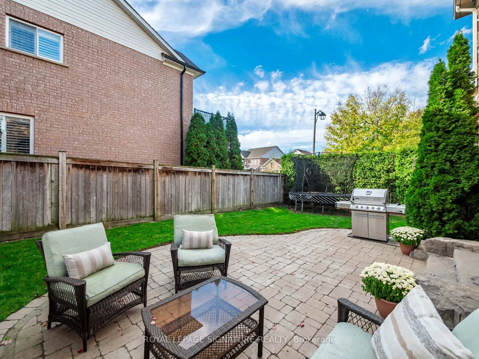 2 Denbury Court