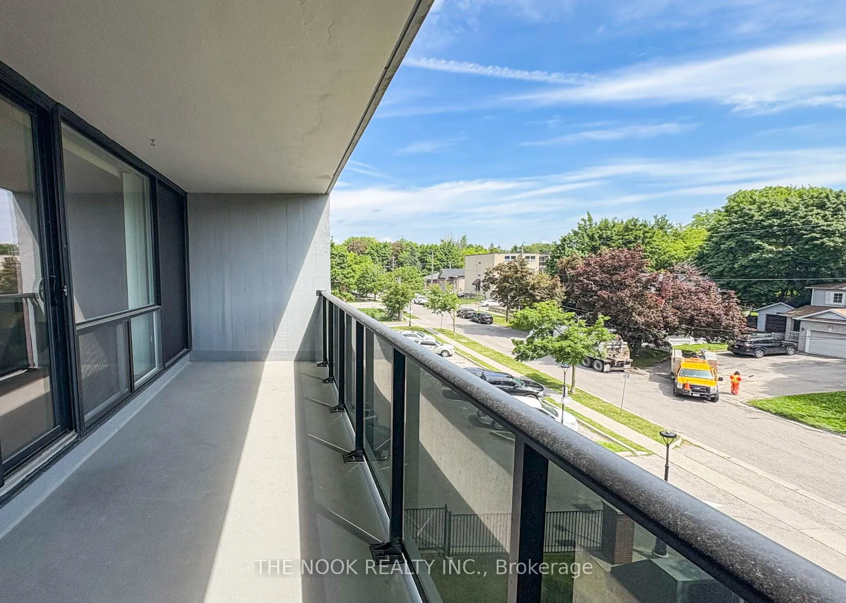 454 centre Street, #406