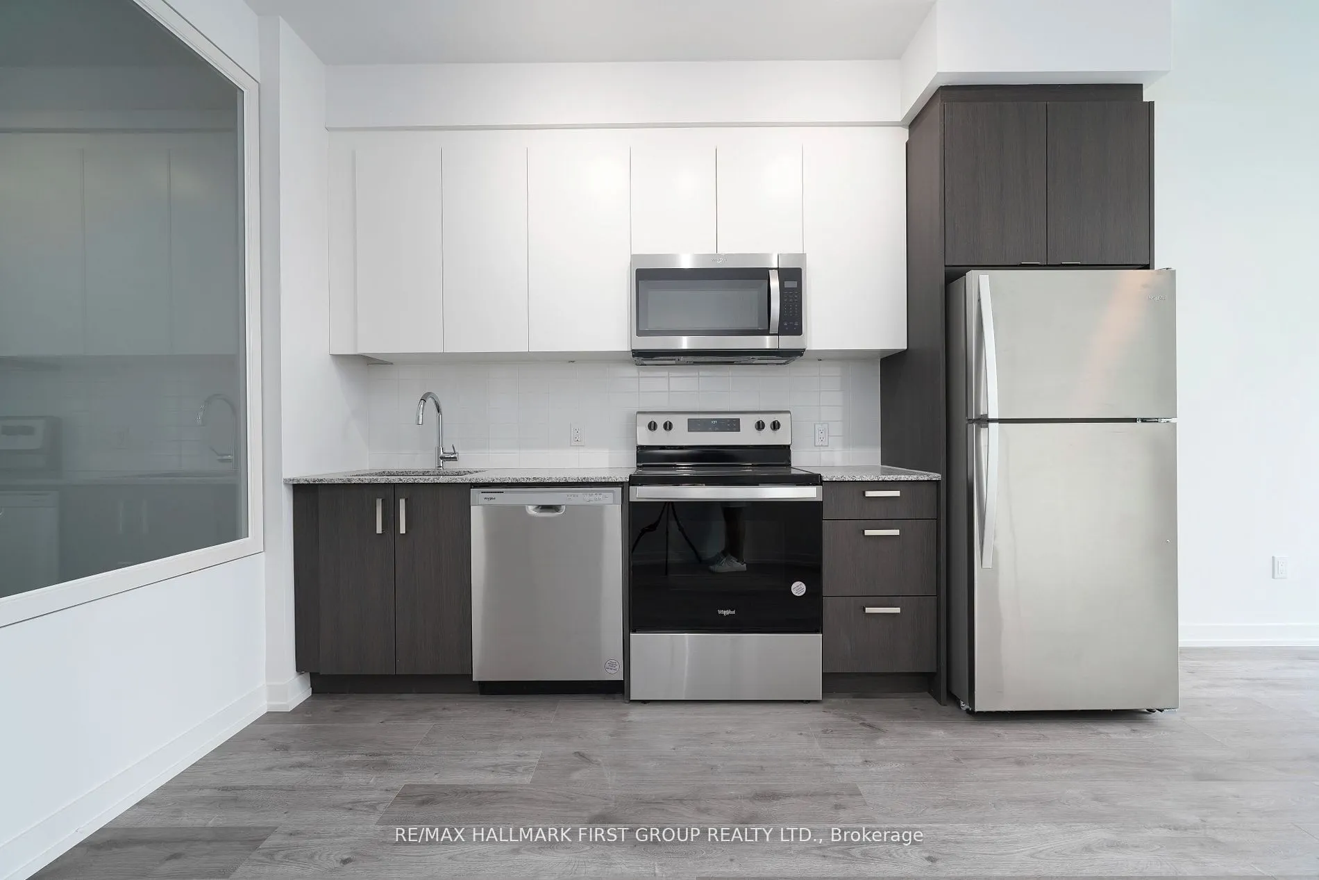 1010 Dundas Street E, #216