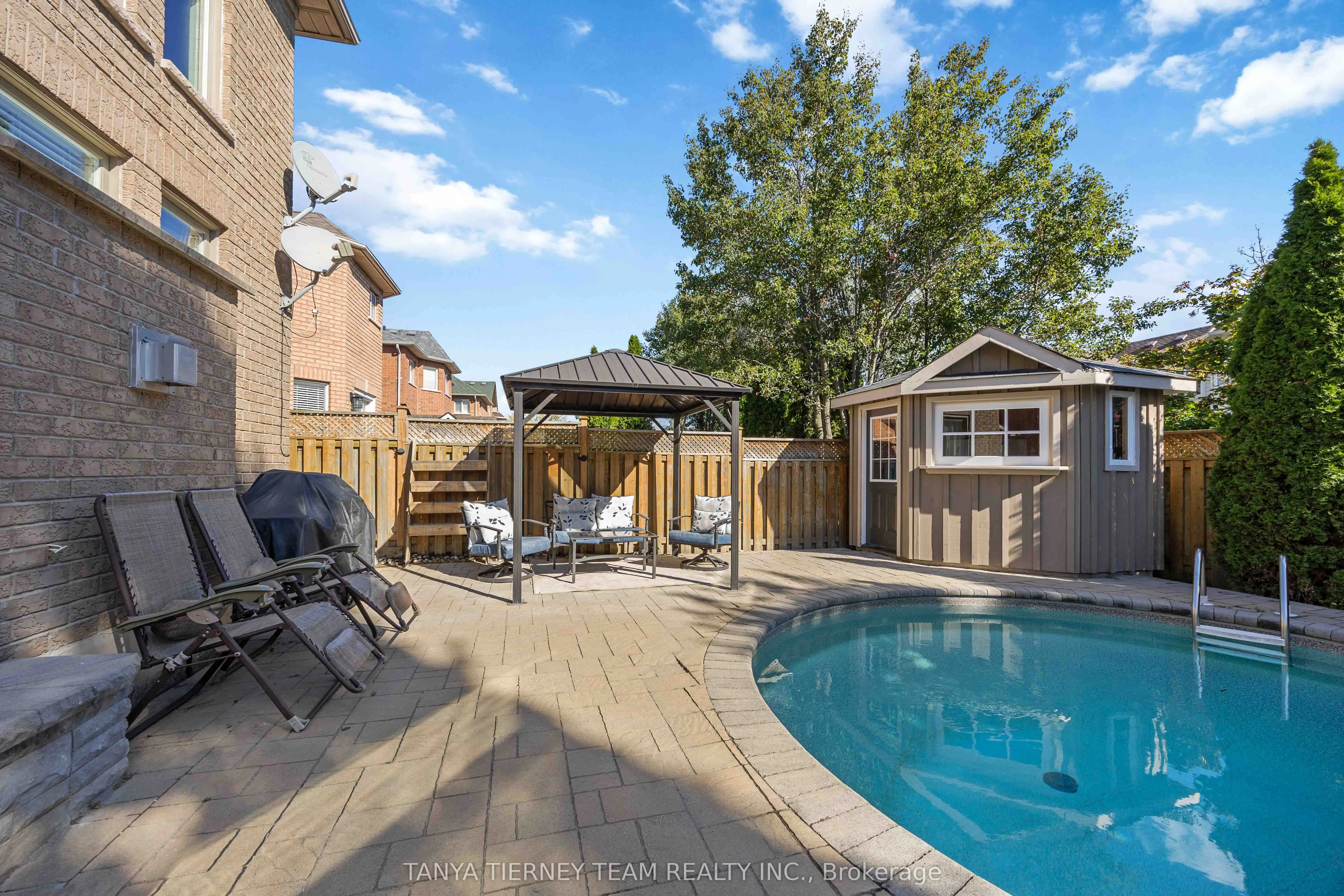 25 Medland Avenue