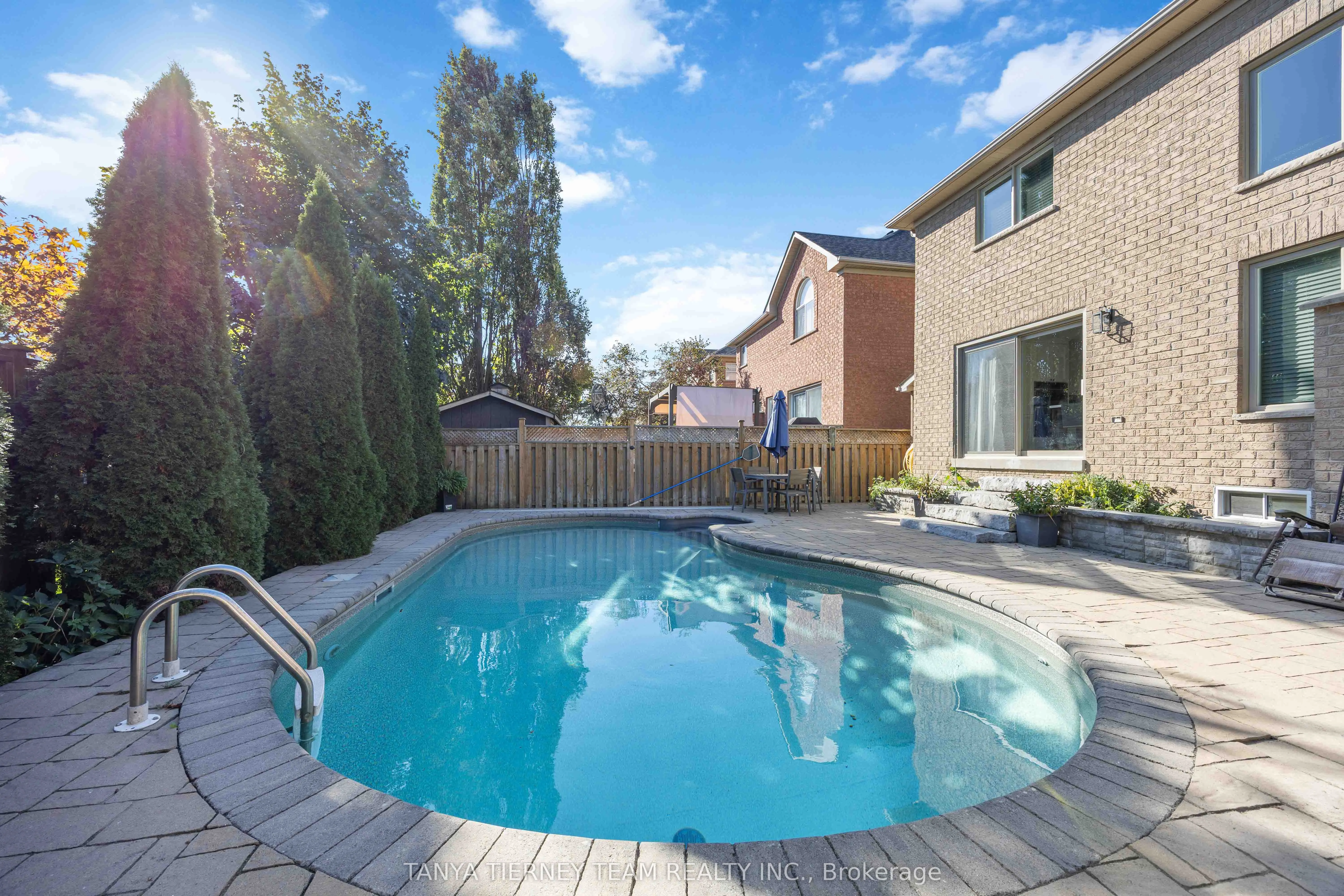 25 Medland Avenue