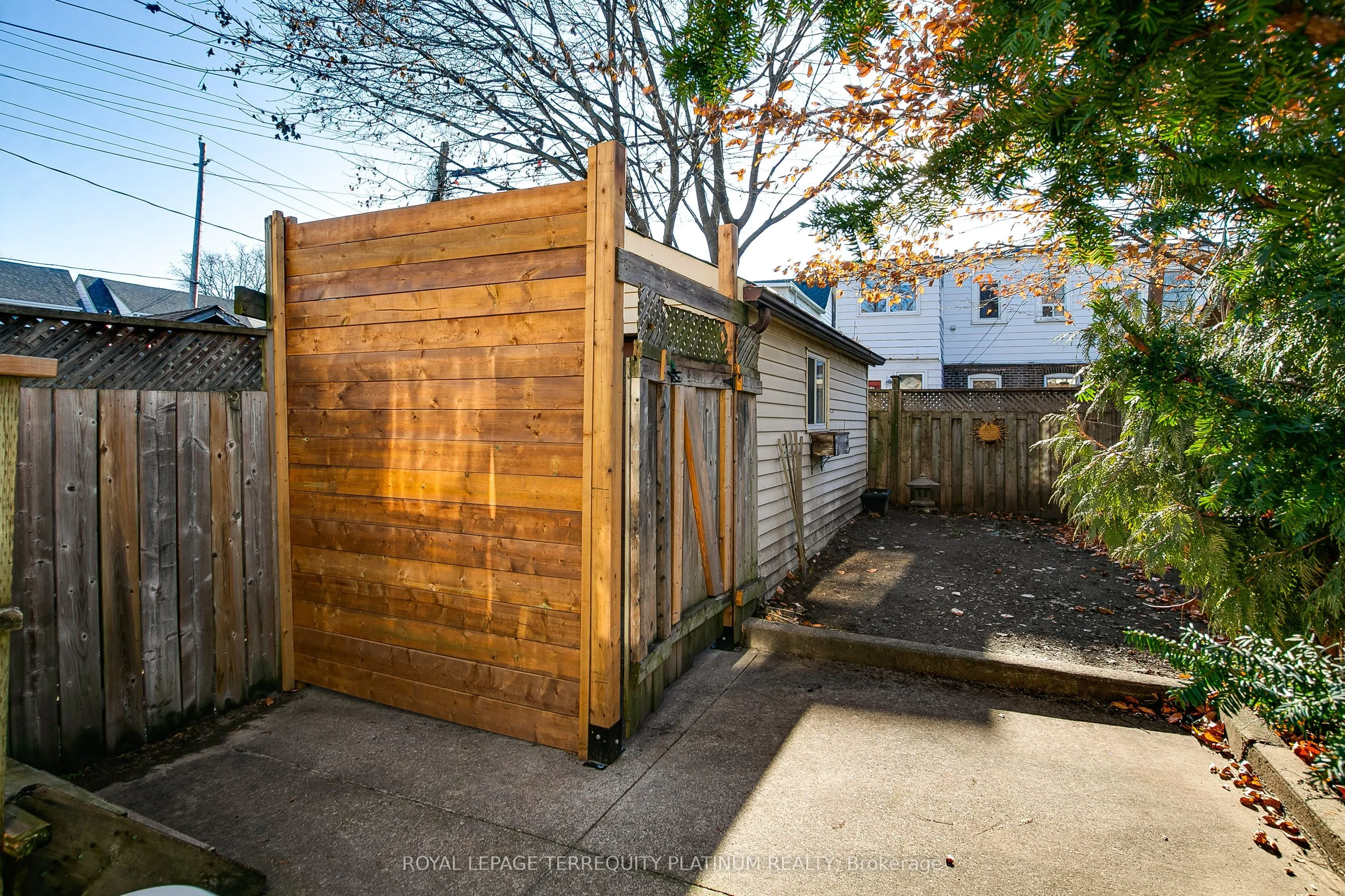 55 Woodrow Avenue