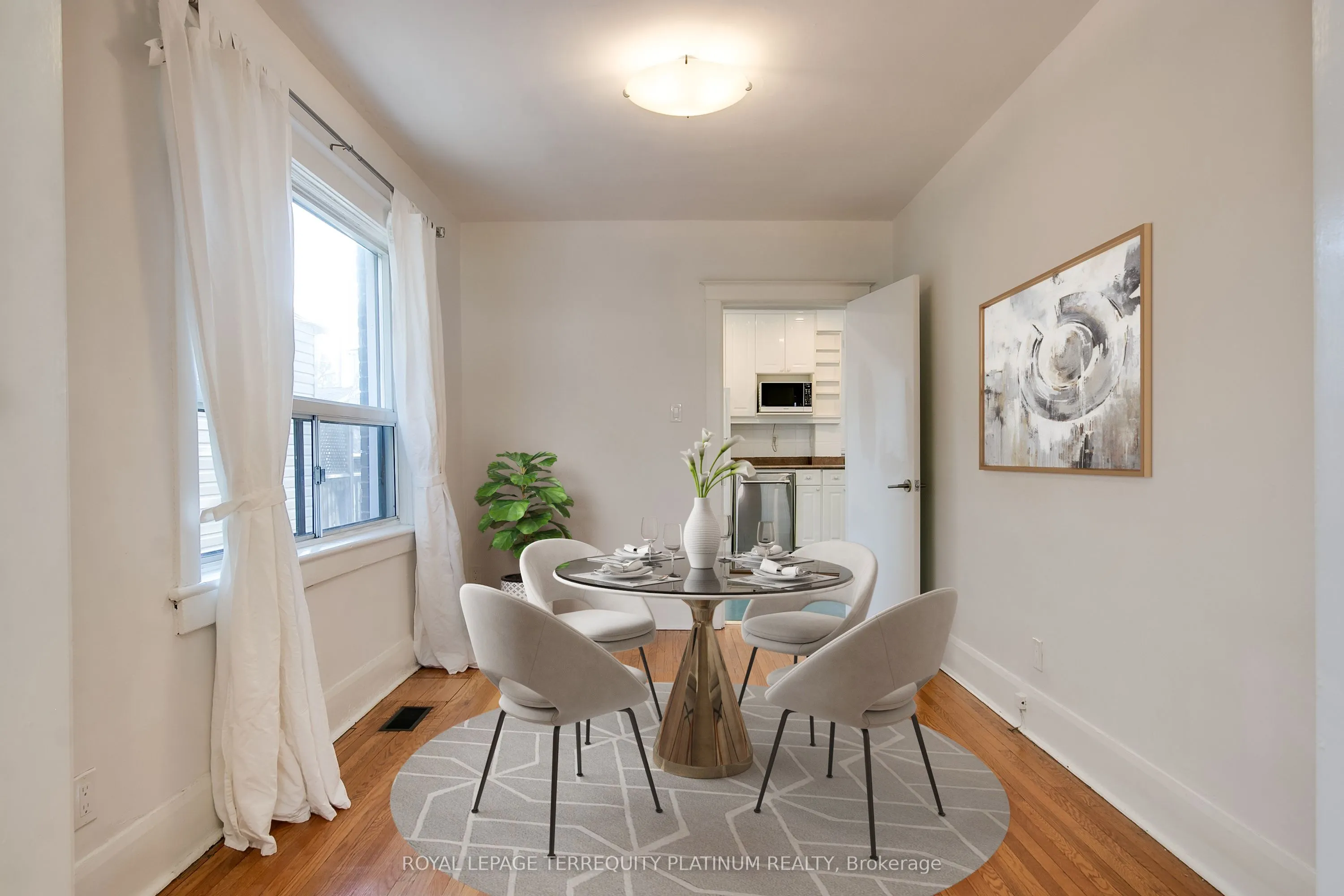 55 Woodrow Avenue