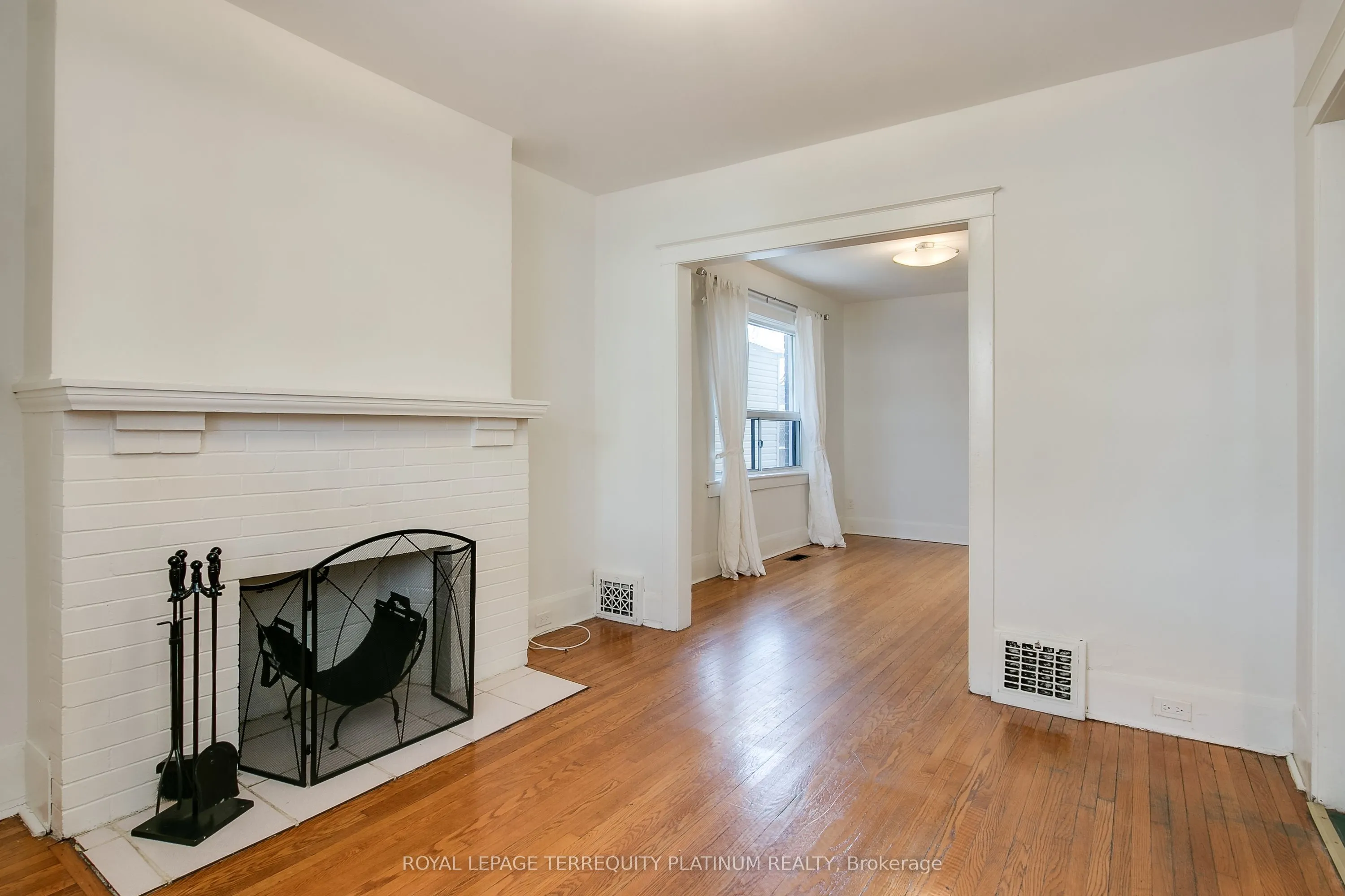 55 Woodrow Avenue
