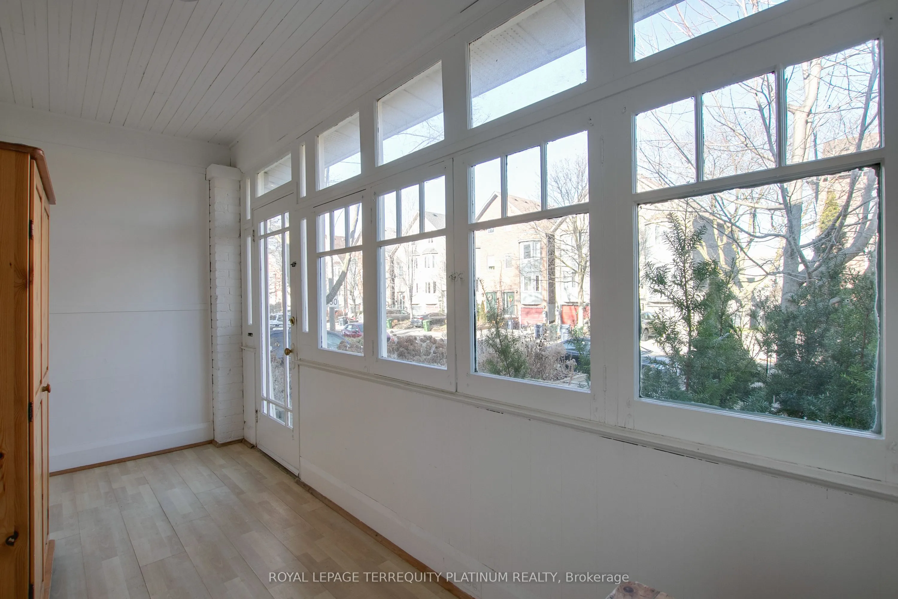 55 Woodrow Avenue