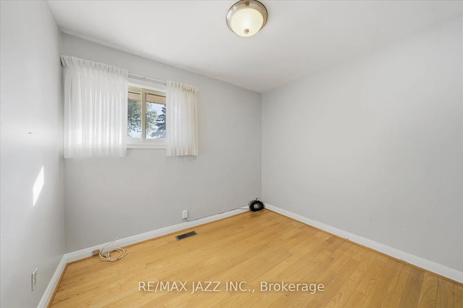 415 Fairlawn Street