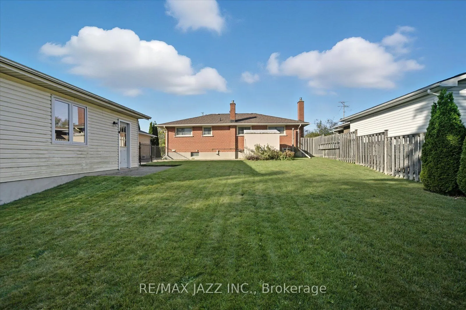 415 Fairlawn Street