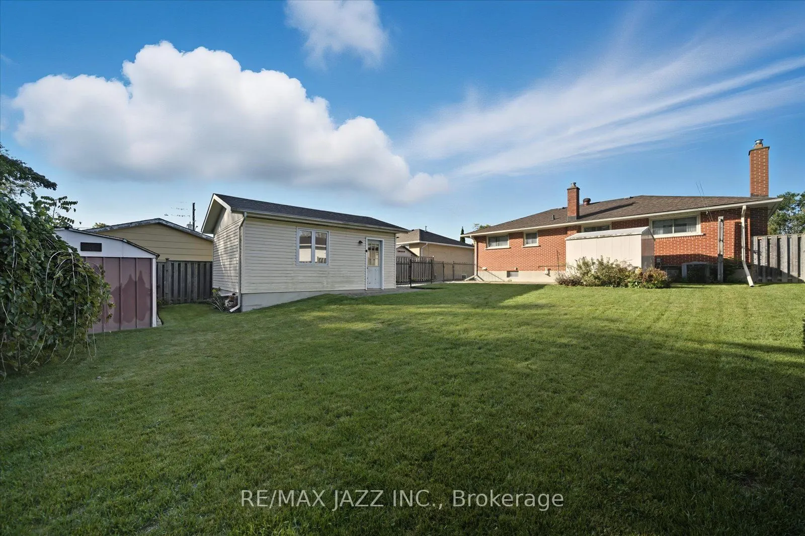 415 Fairlawn Street