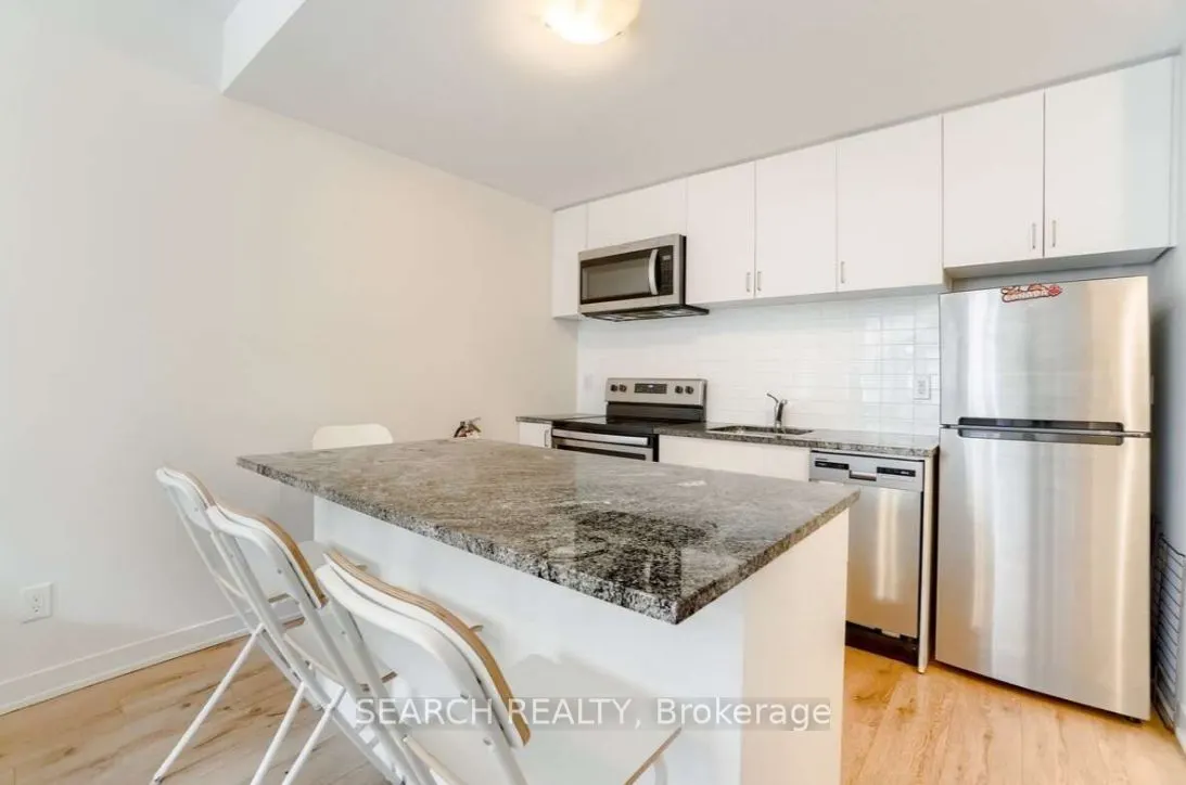 1740 Simcoe Street N, #52