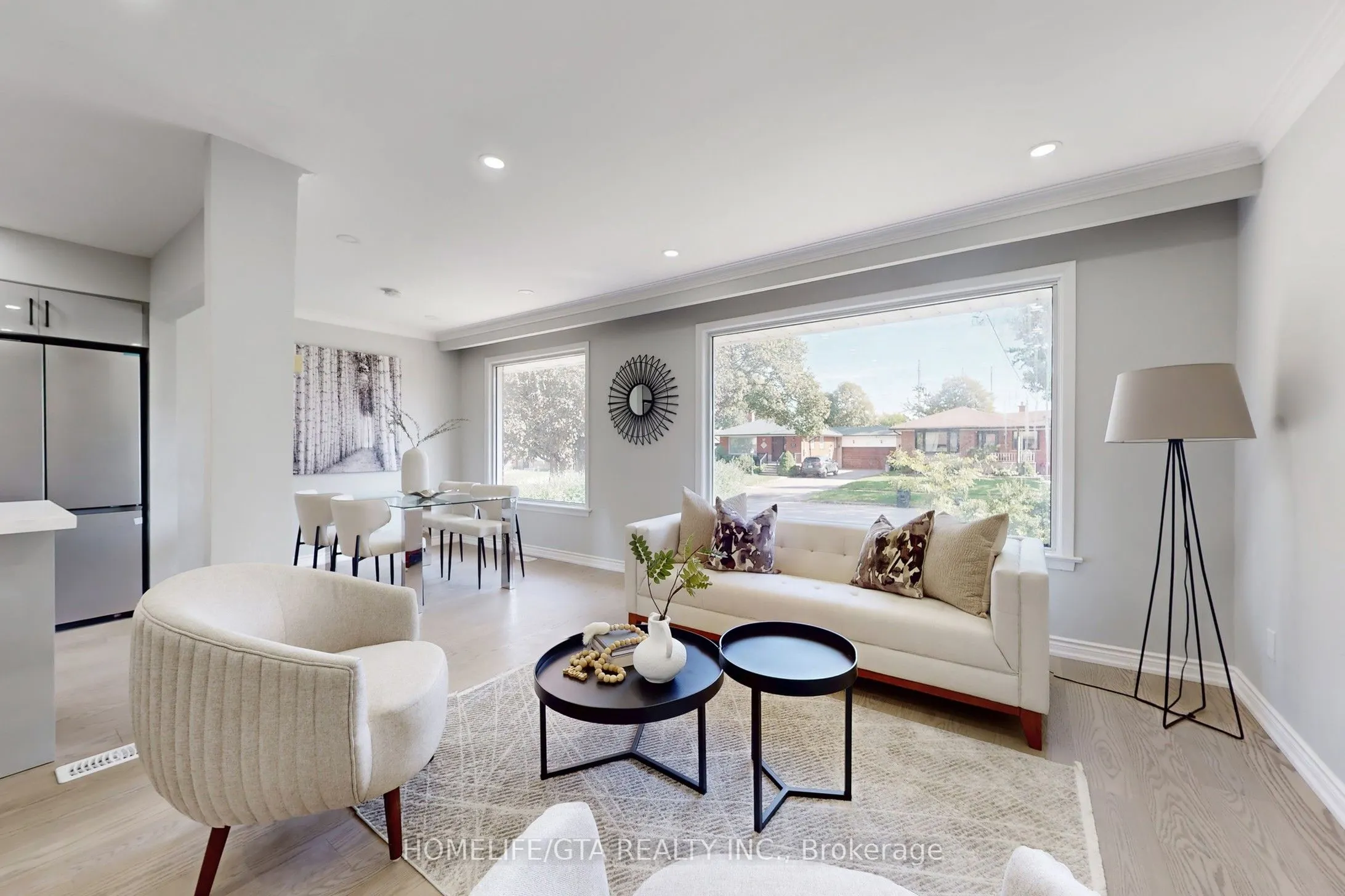 16 Woolwick Drive