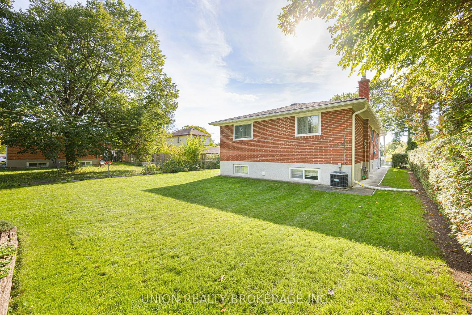 64 Rodda Boulevard