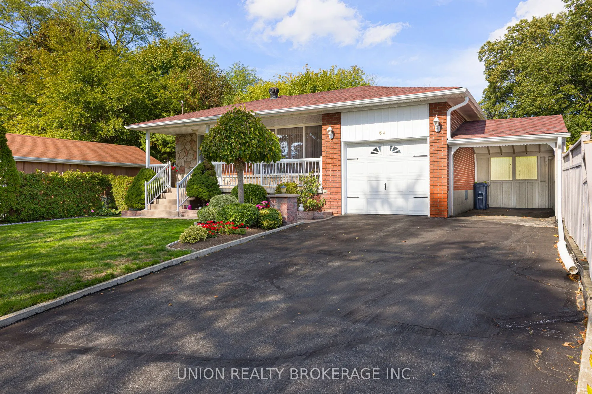 64 Rodda Boulevard