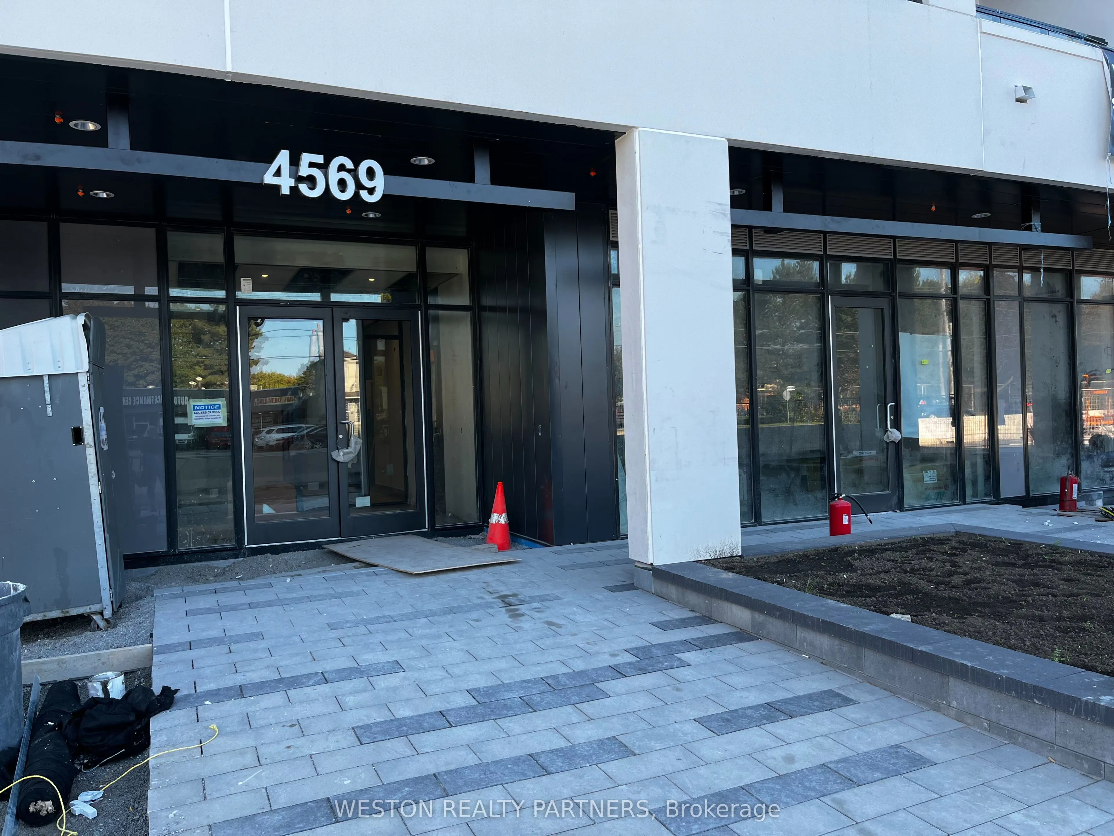 4569 Kingston Road, #02