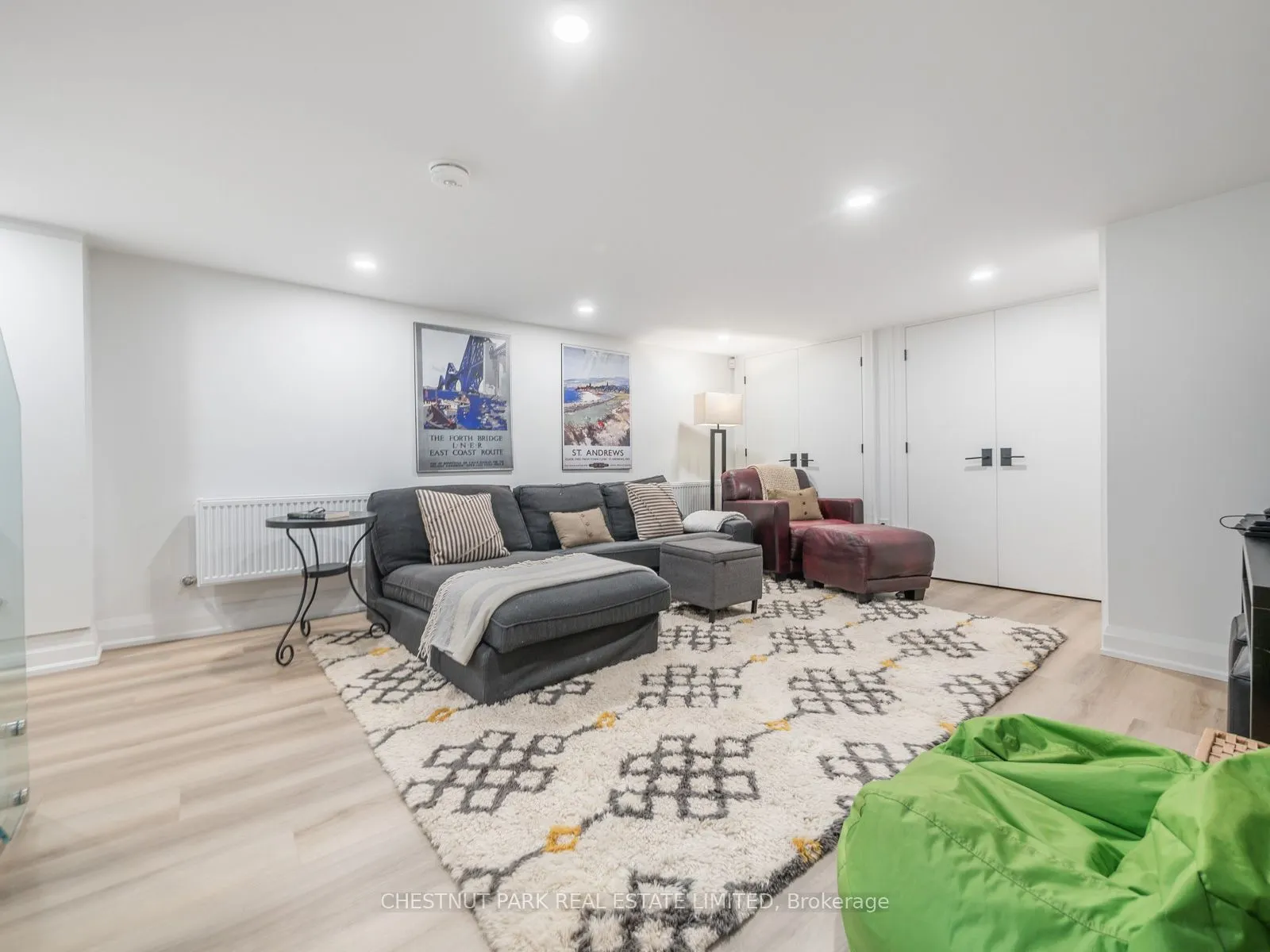 14 Southwood Drive