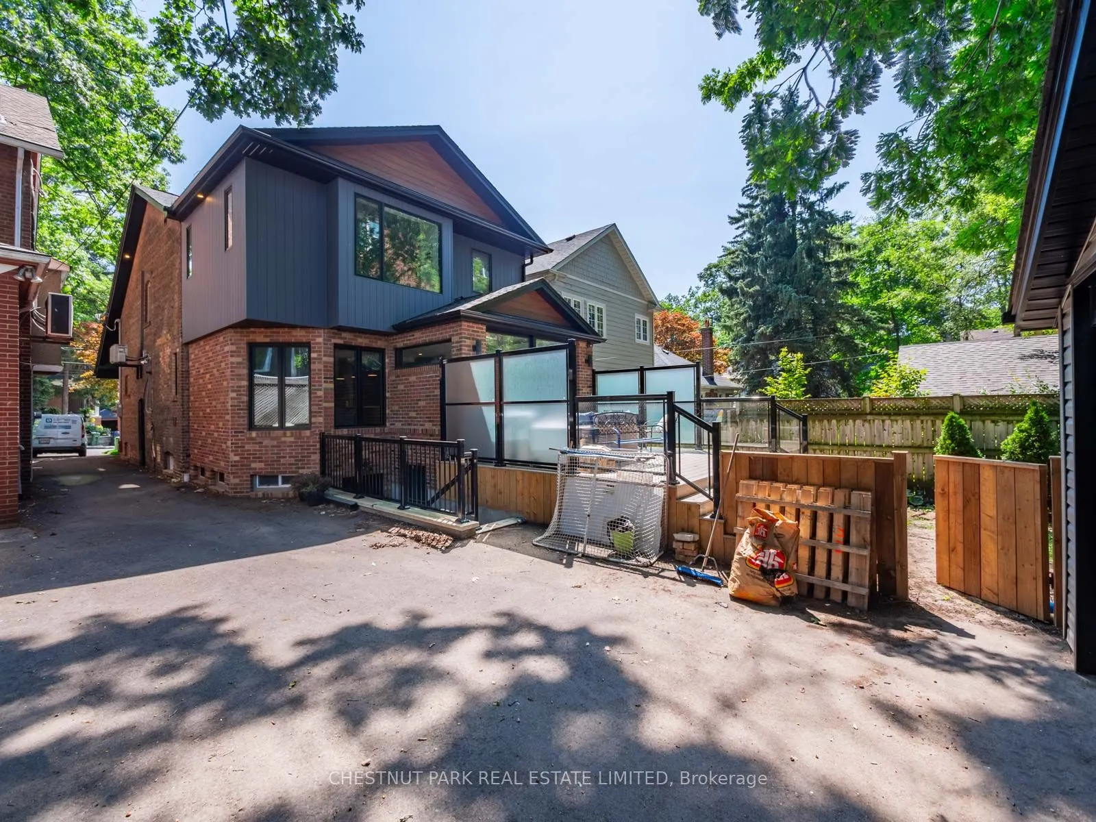 14 Southwood Drive