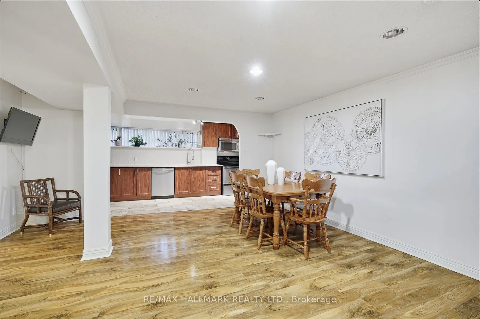 257 Chine Drive
