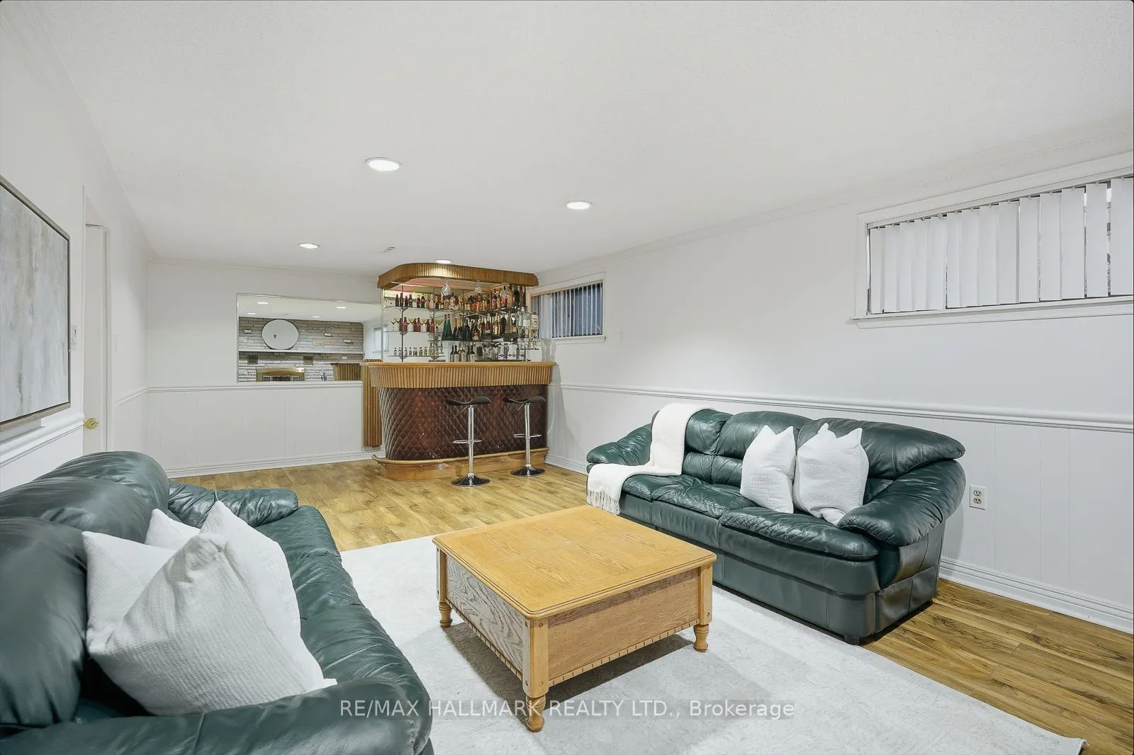 257 Chine Drive