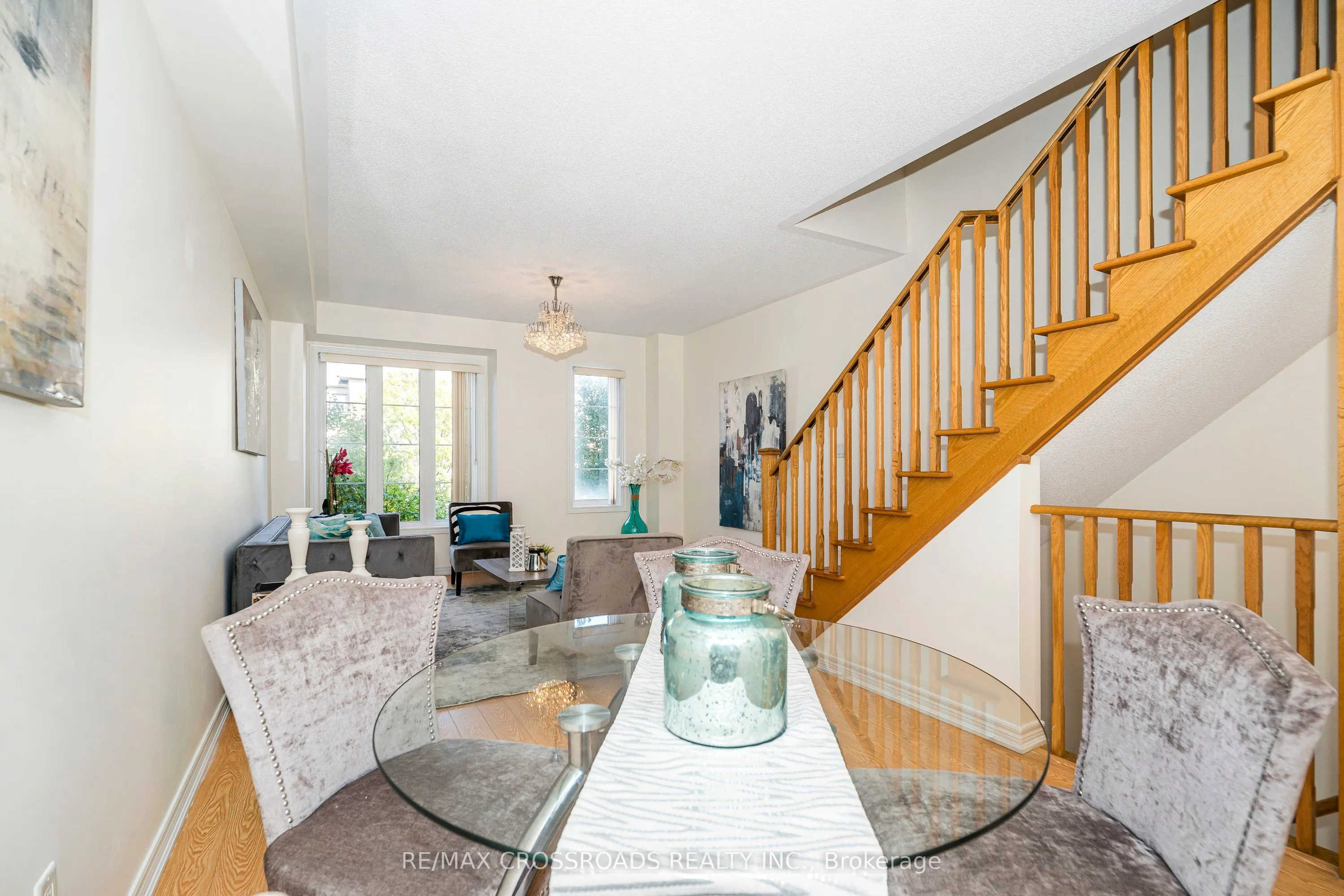 38 Lily Cup Avenue