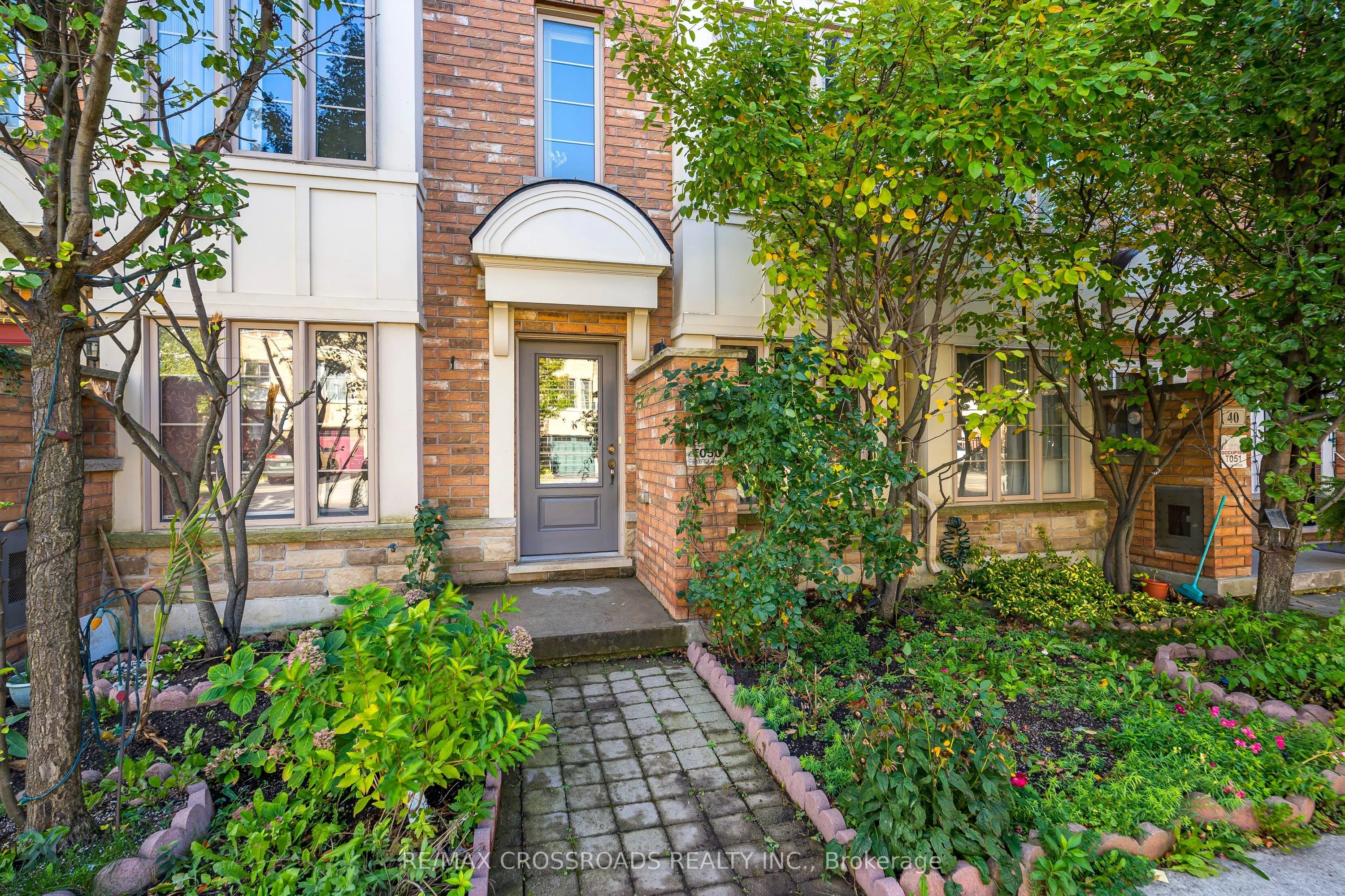 38 Lily Cup Avenue