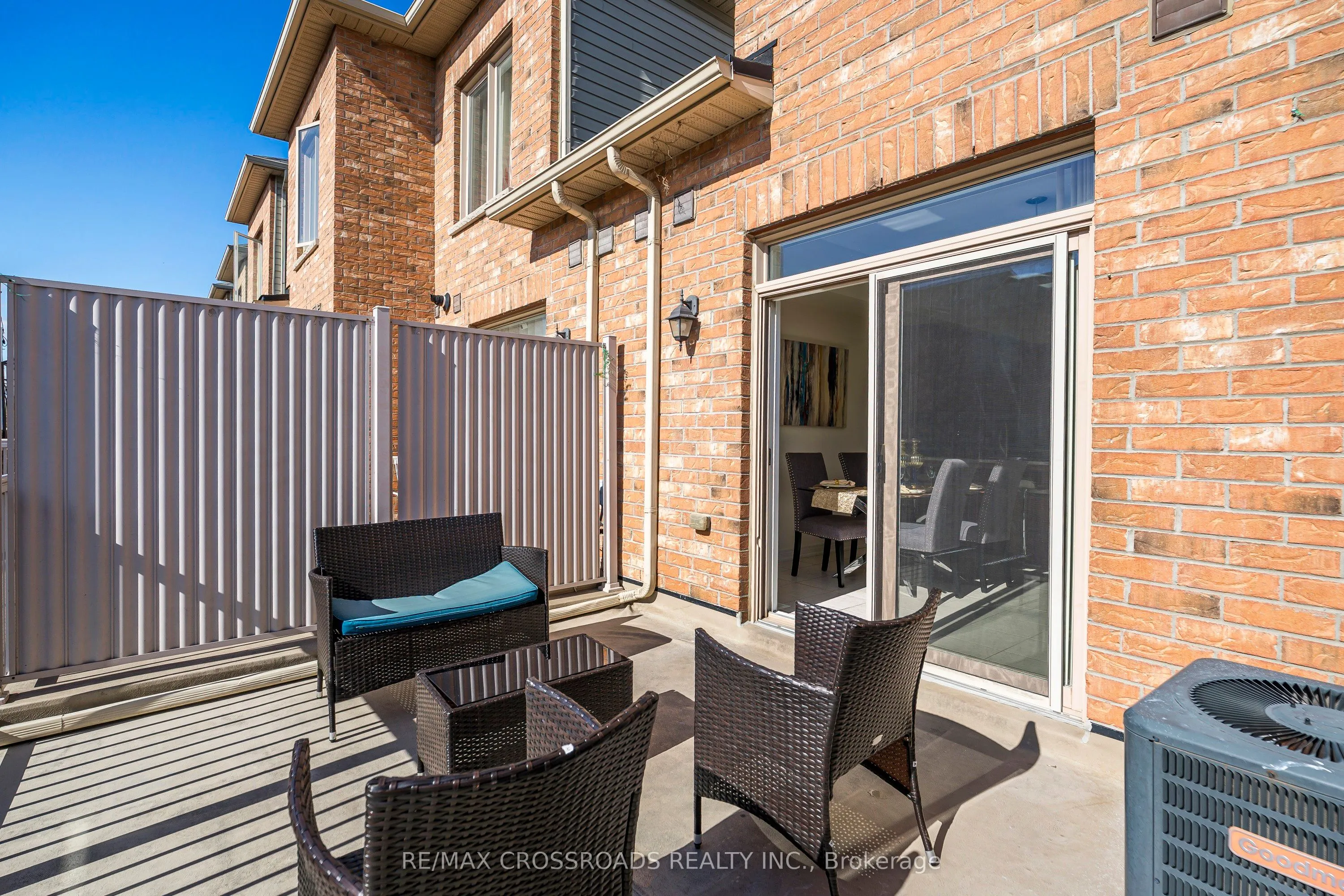38 Lily Cup Avenue