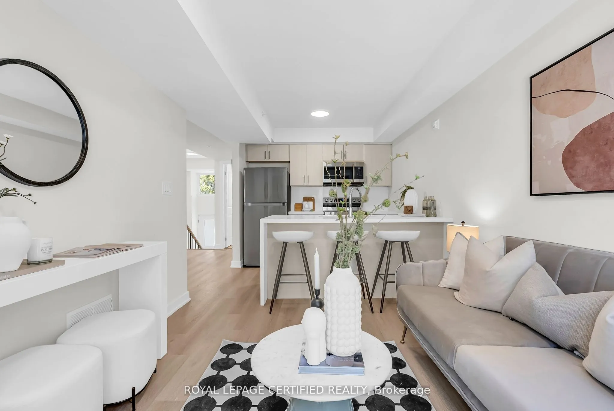 400 Mary Street E, #21